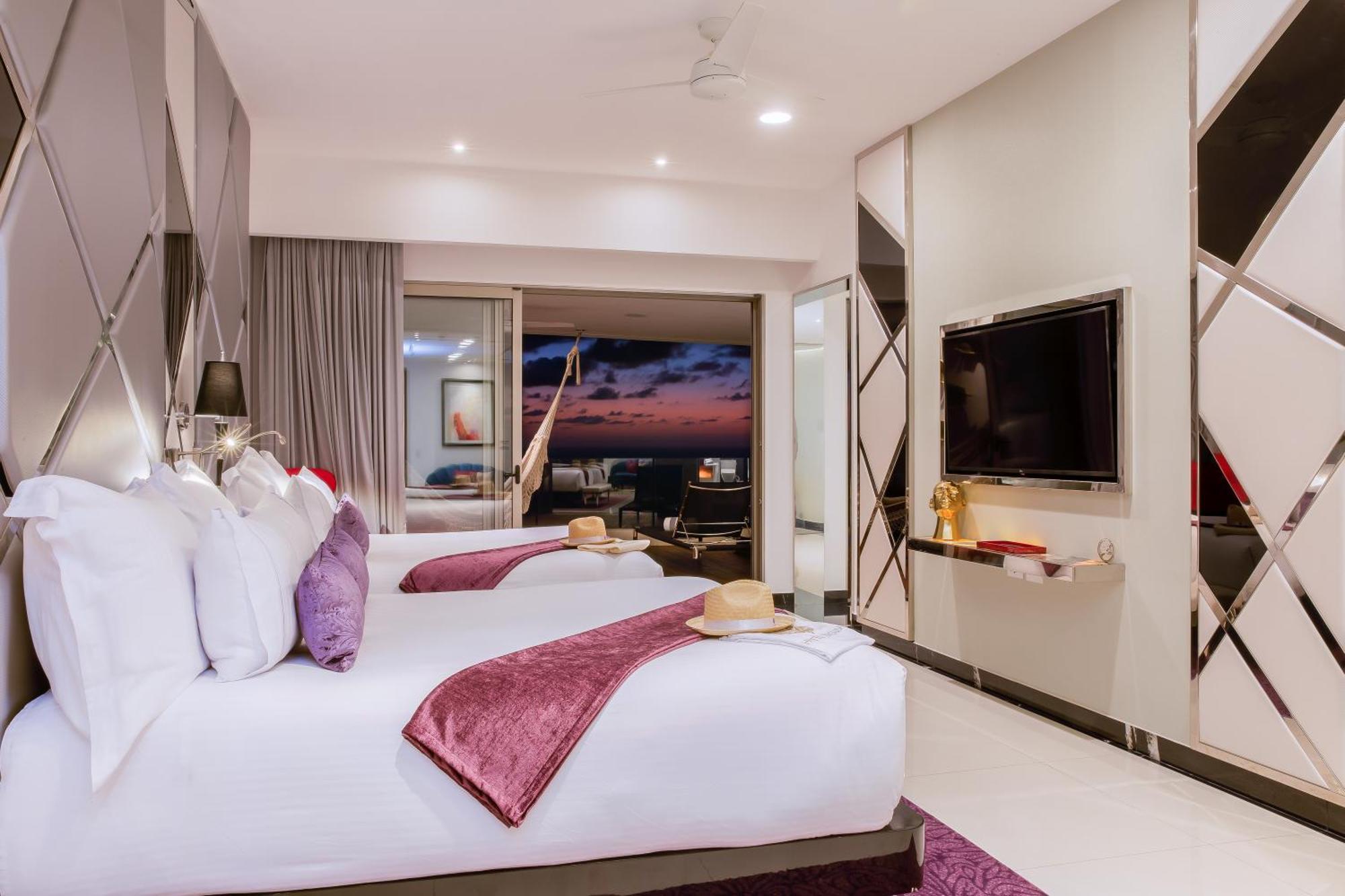 Mousai - Adults Only 5*