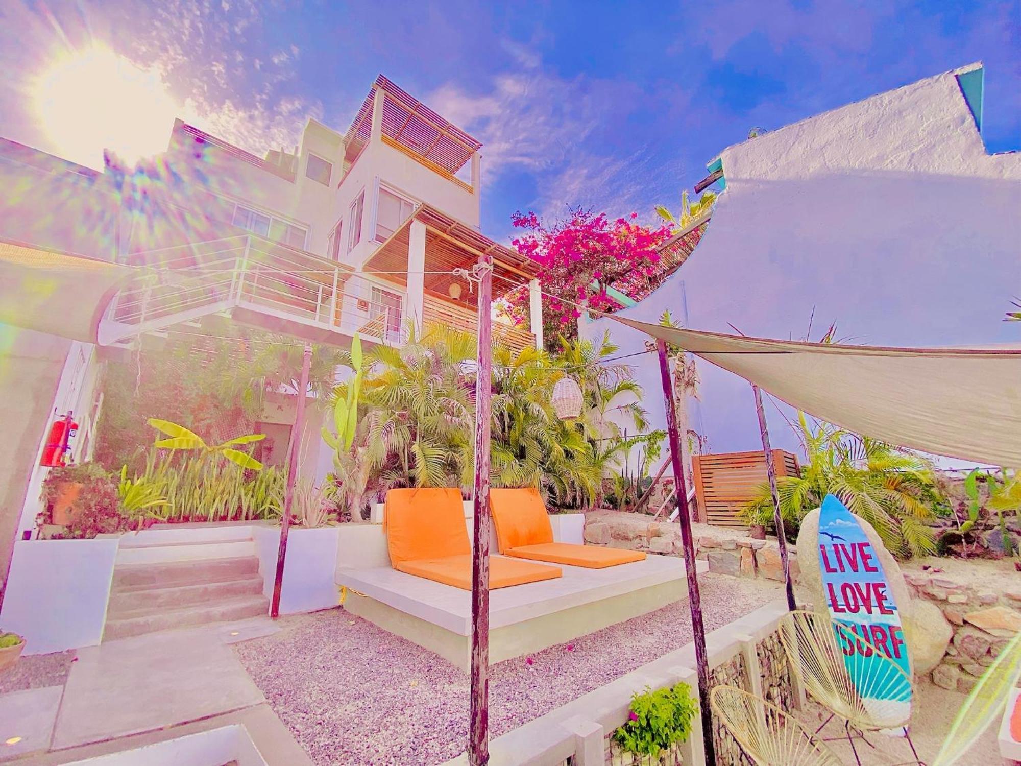 Hotel Perro Surfero Todos Santos