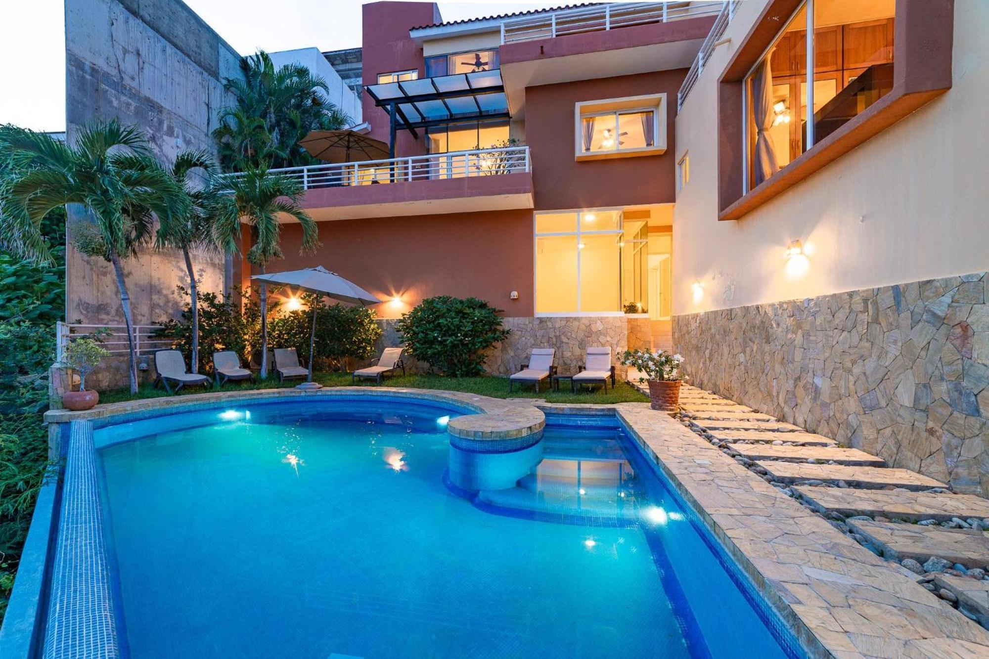 1067 - Diamante Villa *