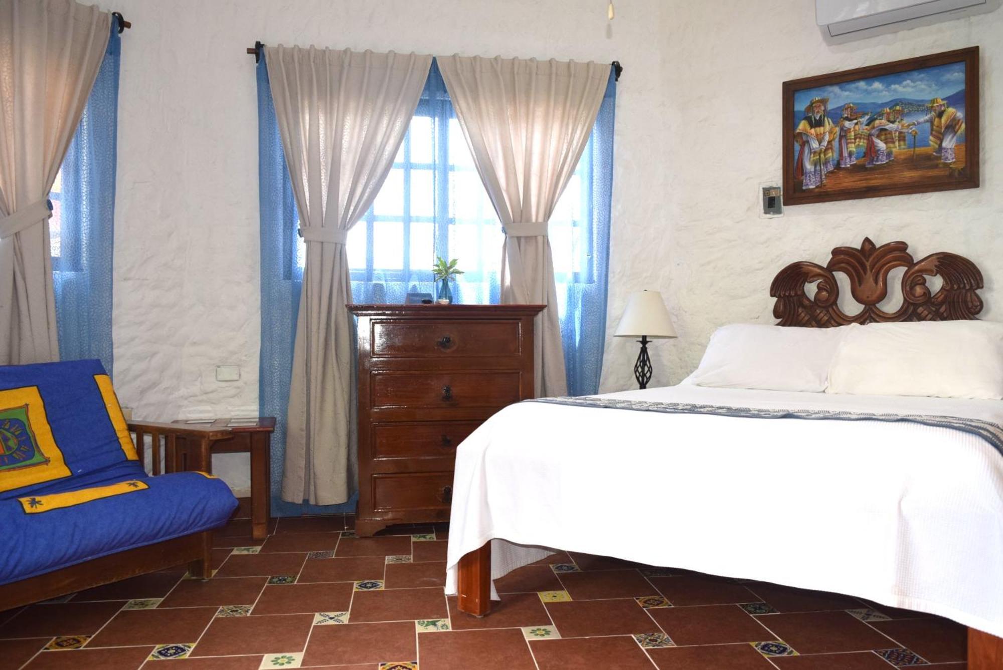 Casa El Moro Hotel Puerto Morelos