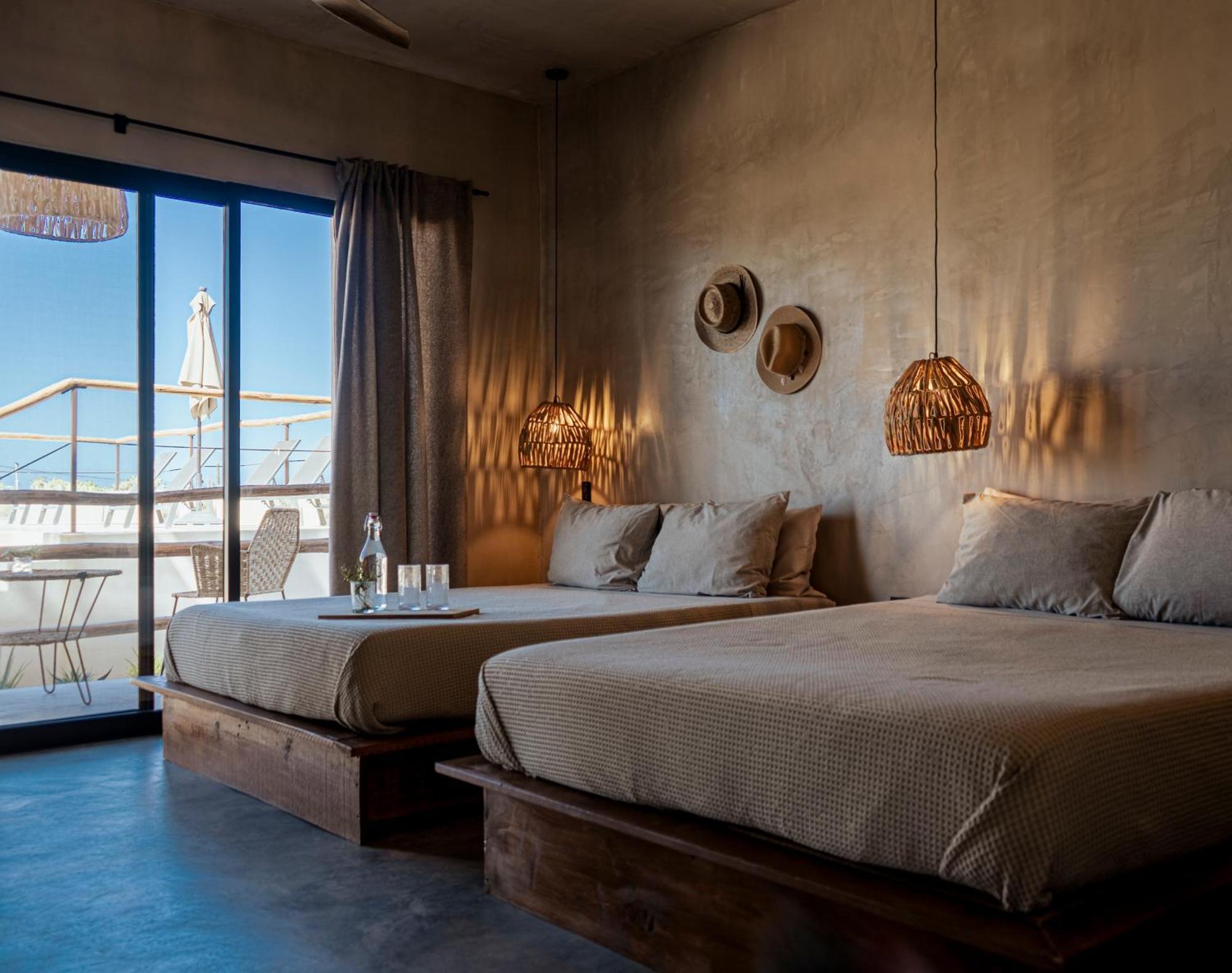 Baja Temple Hotel *