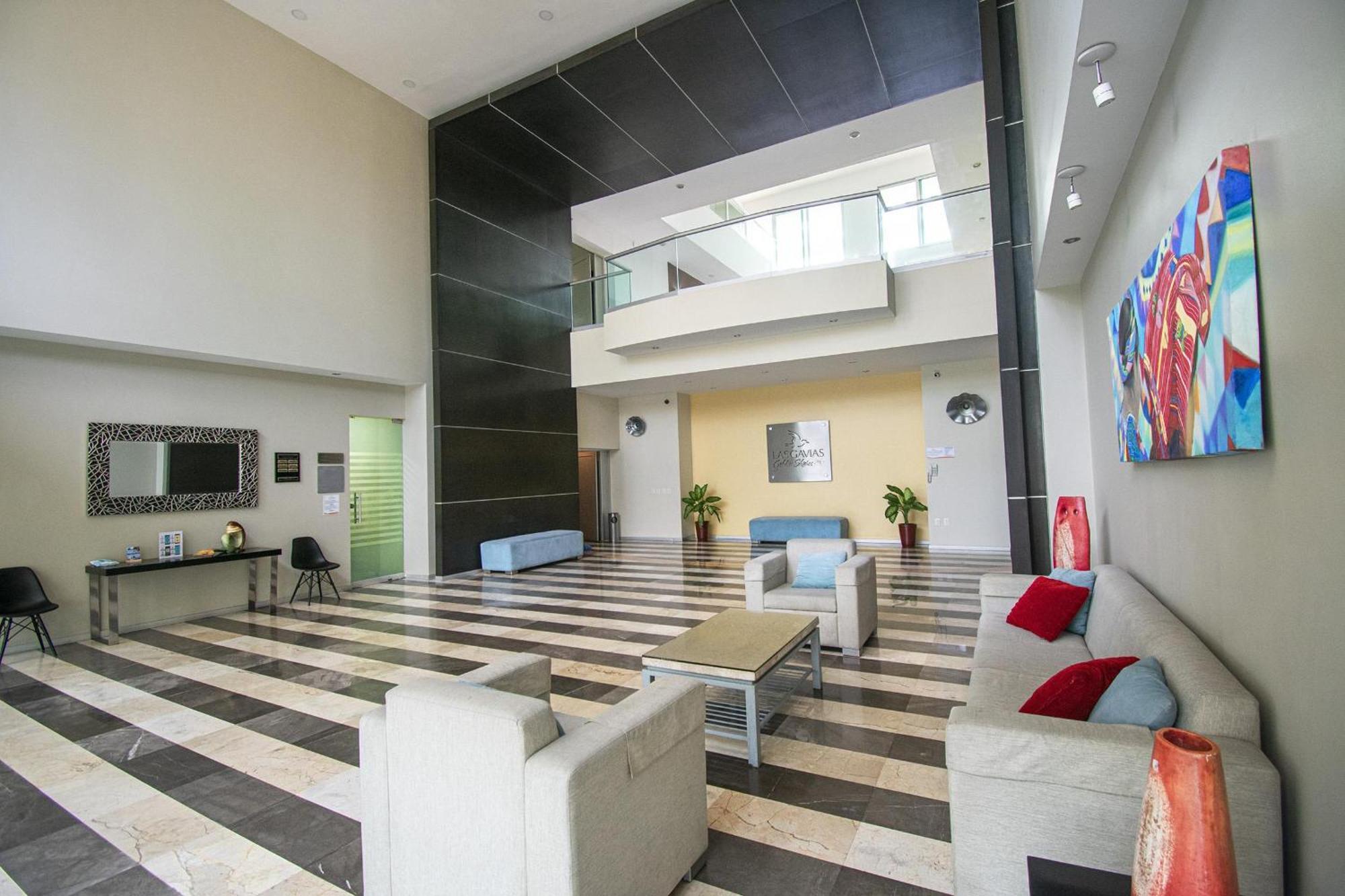 Heated Pool Stunning Las Gavias Golden Apartment