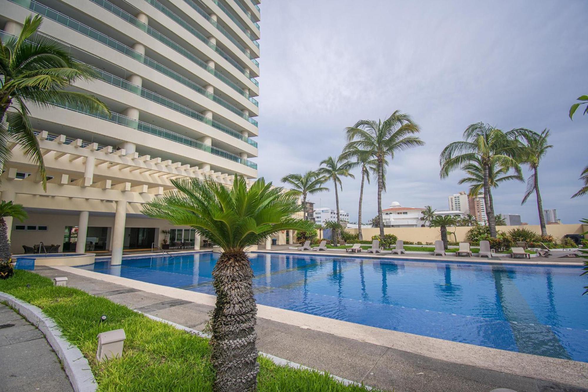 Heated Pool Stunning Las Gavias Golden Apartment Mazatlan