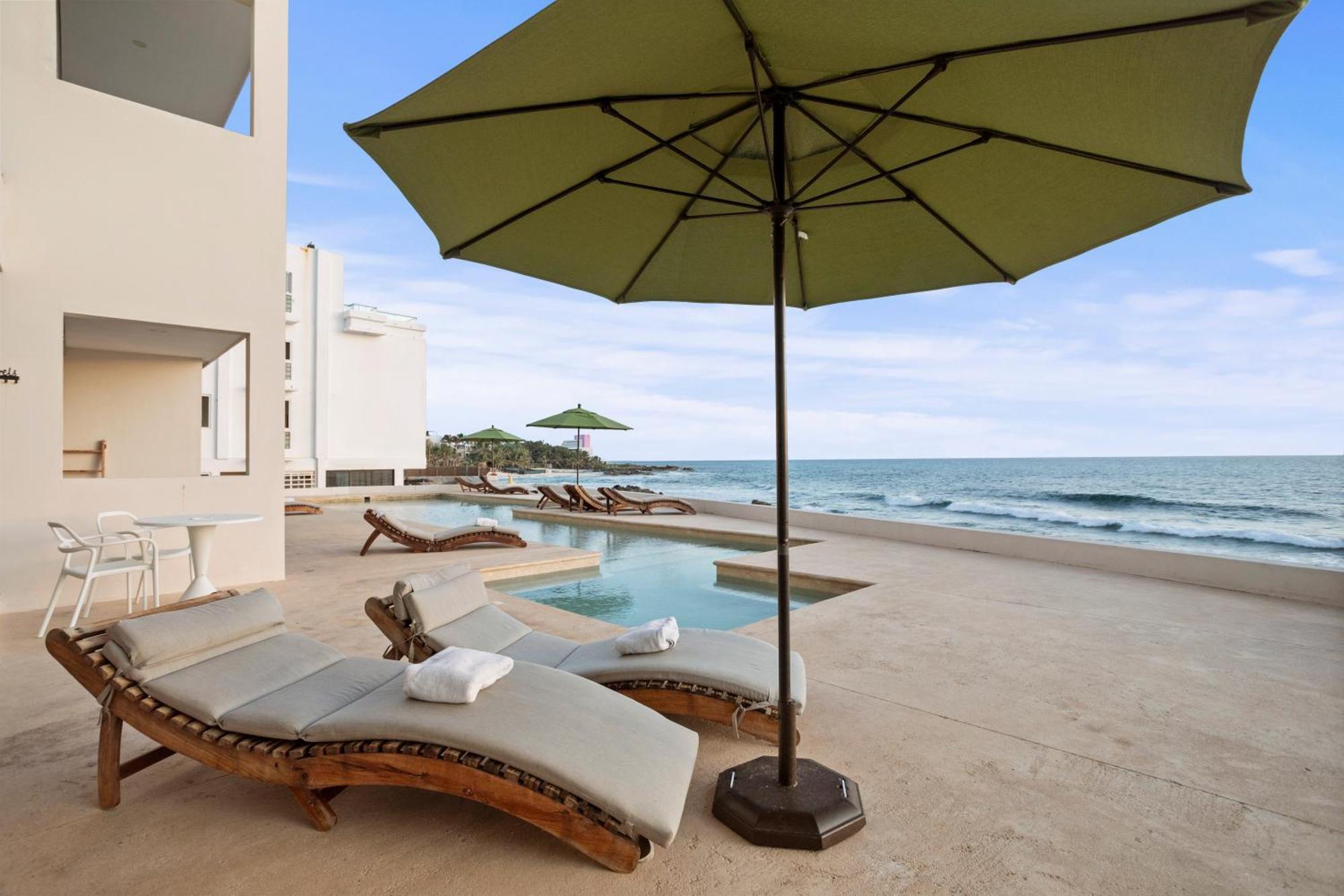 Malkita's Ocean View Paradise Apartment