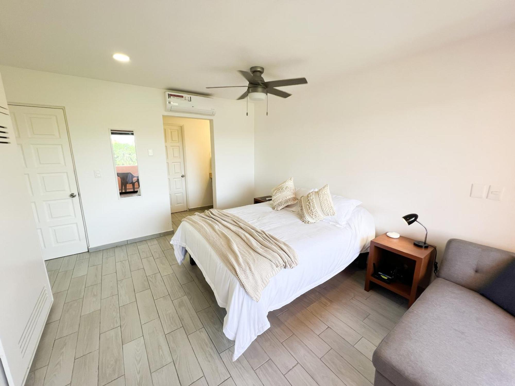Apartment Ocean & Marina Views,affordable,spoil Yourself!