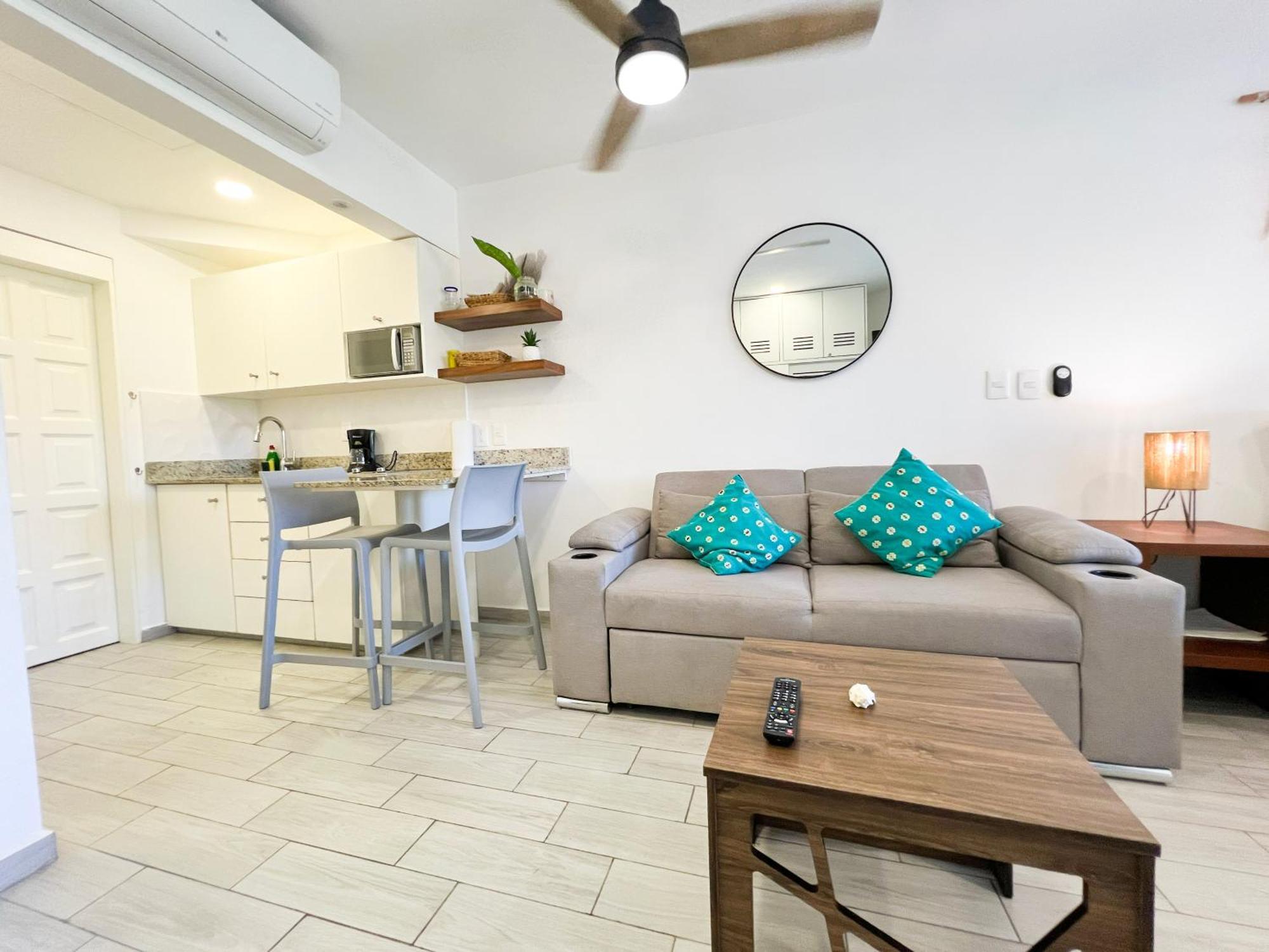 Ocean & Marina Views,affordable,spoil Yourself!