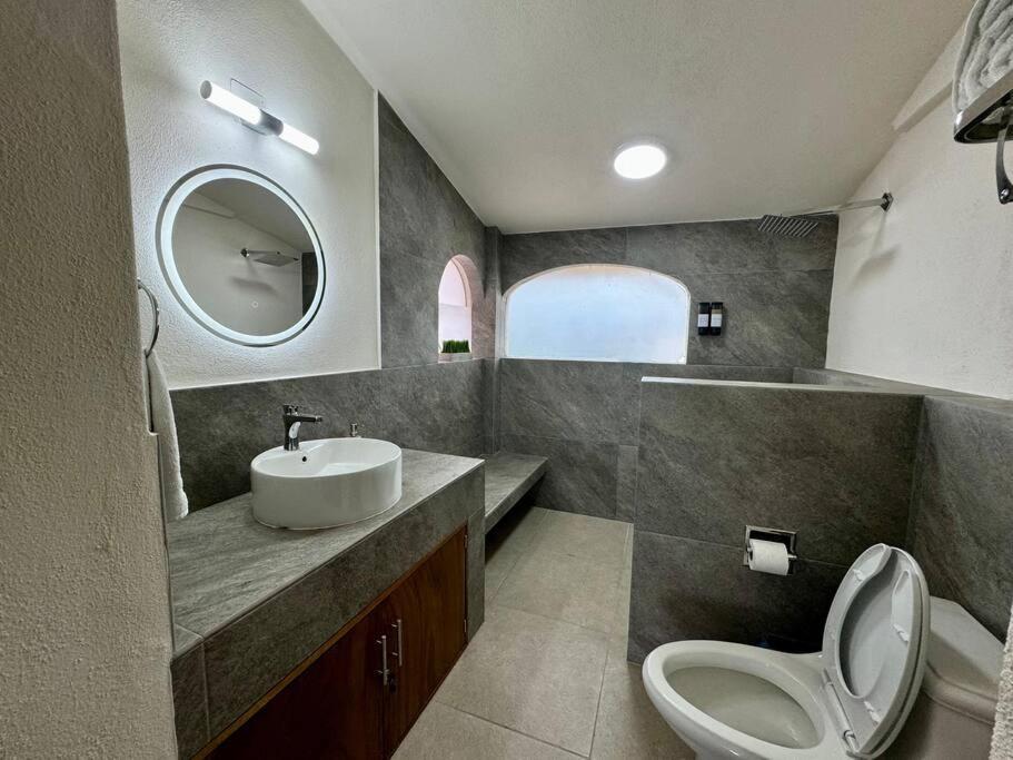 Amazing With Sea View And Large Terrace