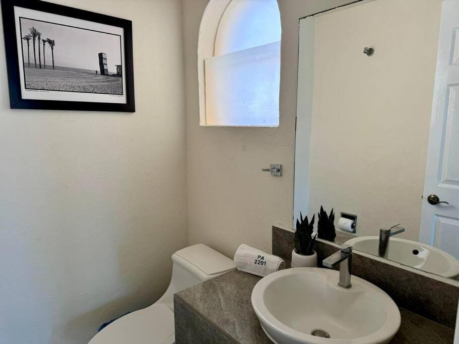 Amazing With Sea View And Large Terrace Apartment *