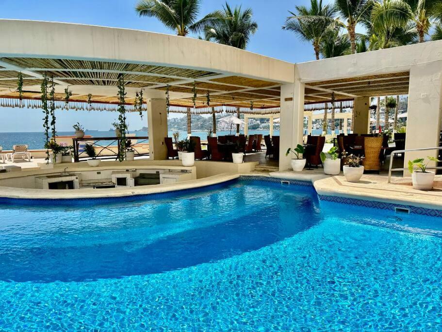 Amazing With Sea View And Large Terrace
