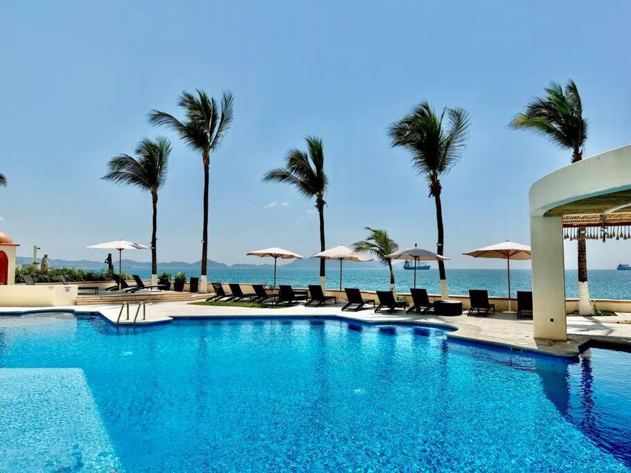 Amazing With Sea View And Large Terrace *