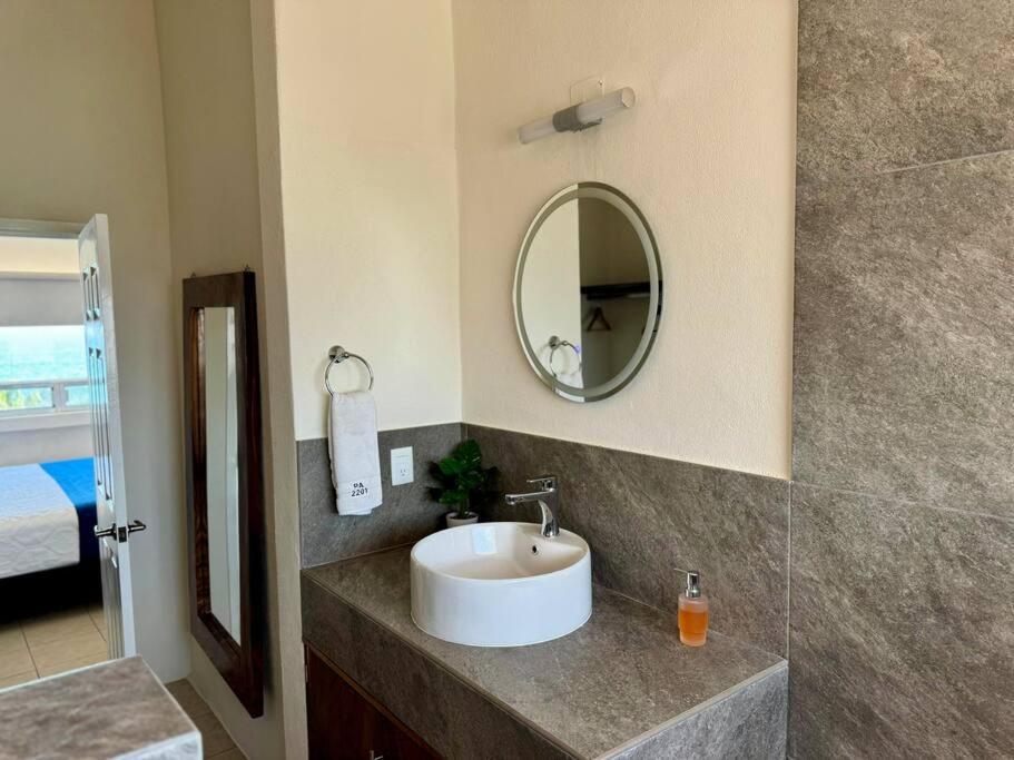 Amazing With Sea View And Large Terrace Apartment Manzanillo