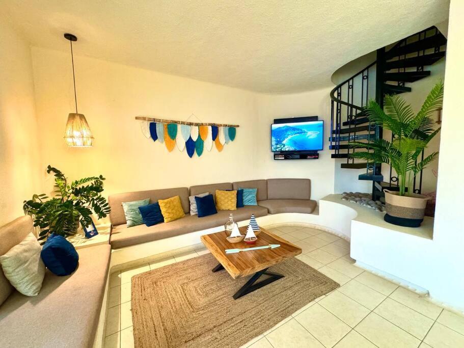 Amazing With Sea View And Large Terrace Apartment