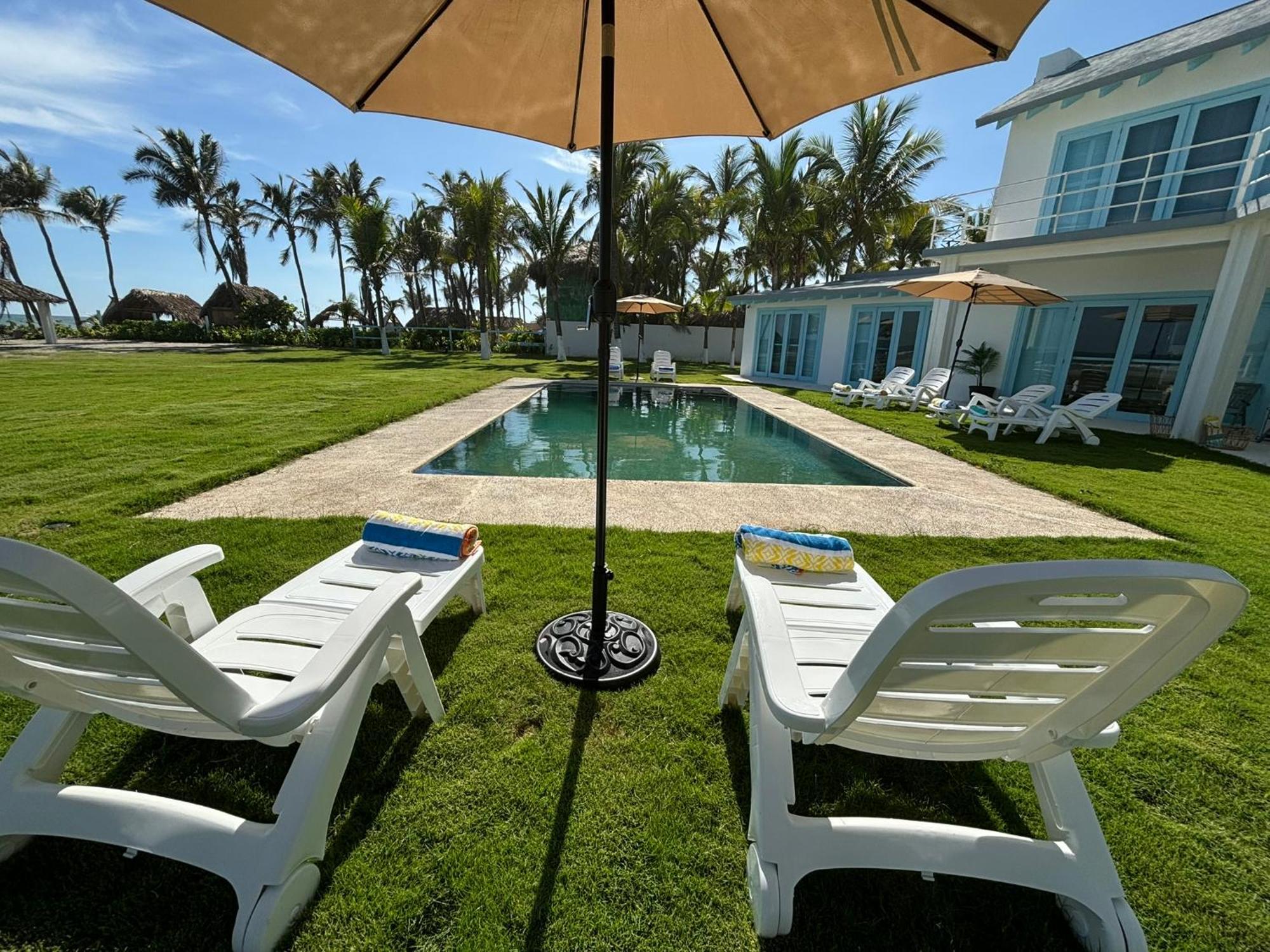 Casa Playa Infinita Aparthotel