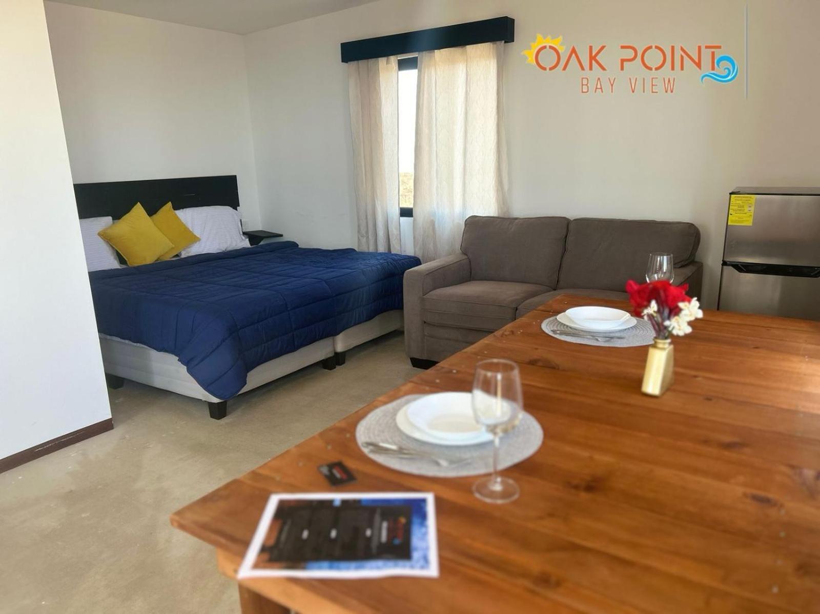 Lodge Oak Point Bay View