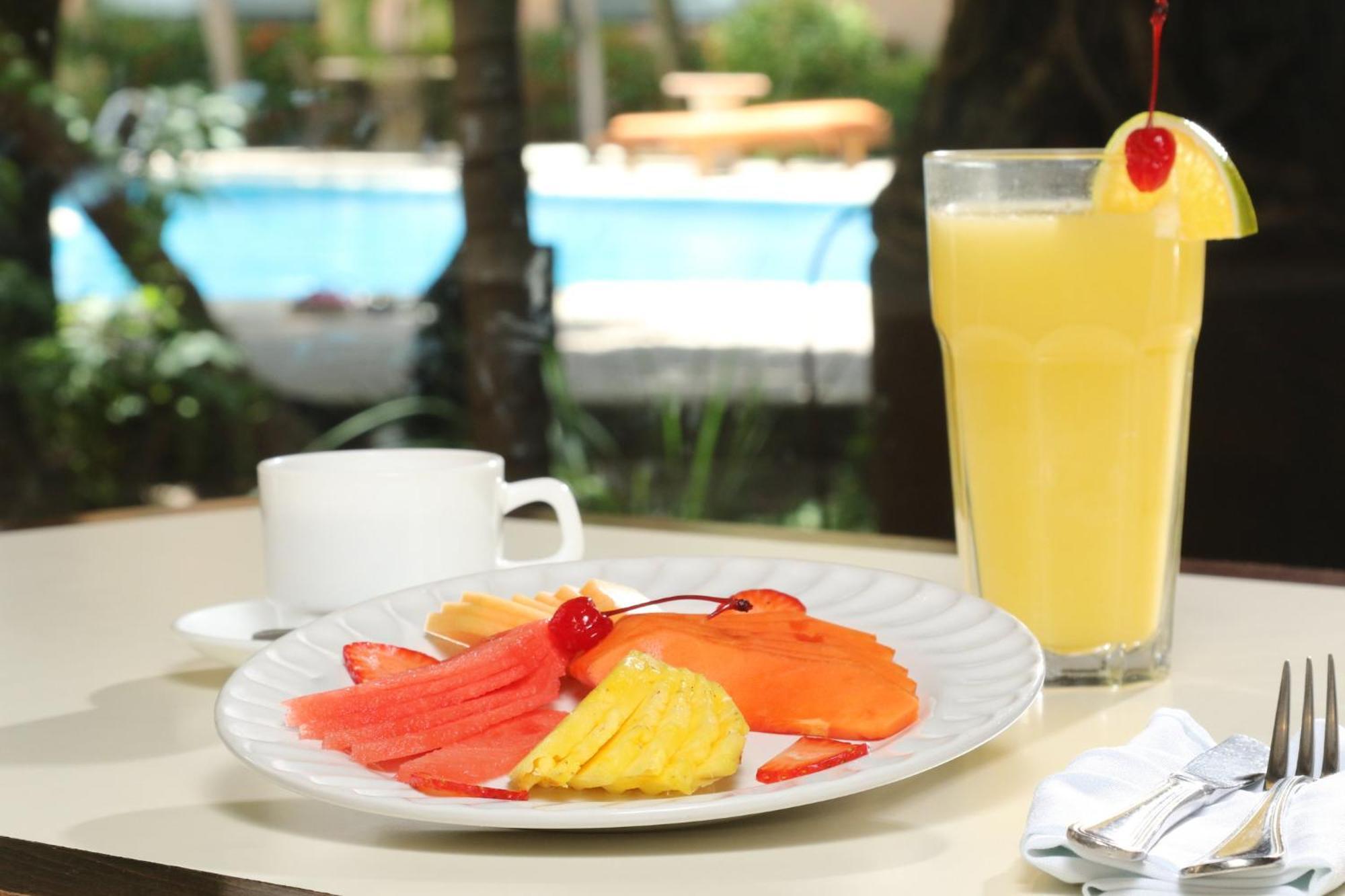 By Ihg Hotel 5*