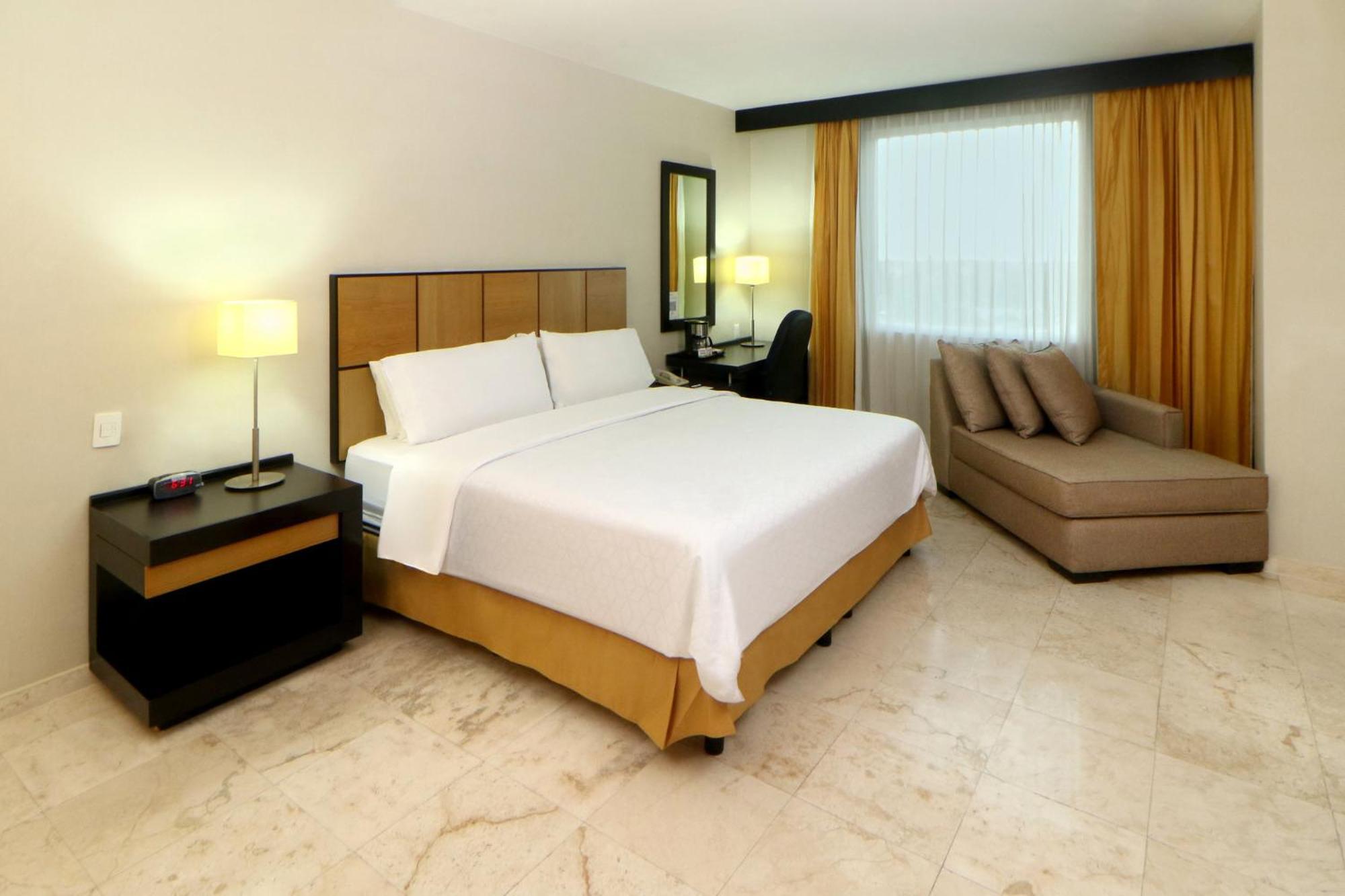 Hotel Express By Ihg 4*
