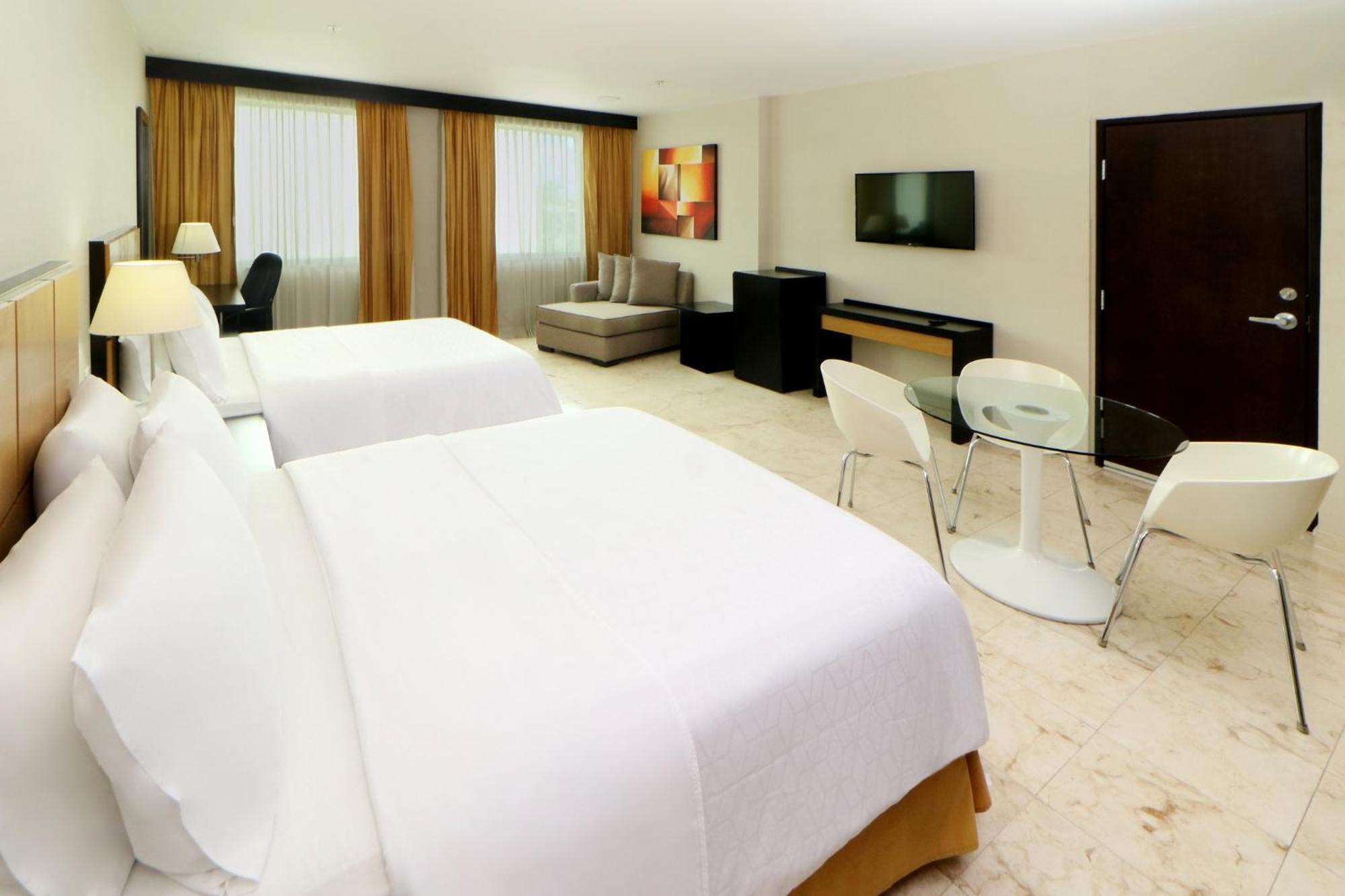 Hotel Express By Ihg 4*