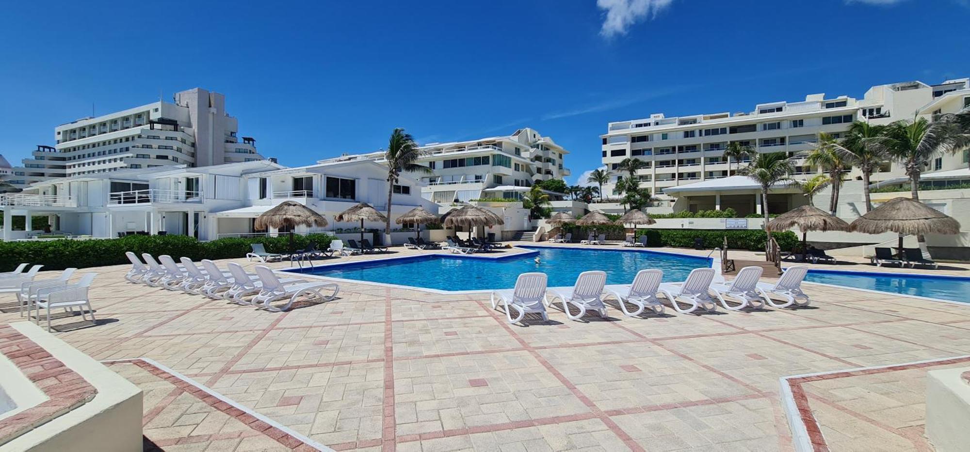 Apartment Brisas, Beyond Expectations Oceanfront *