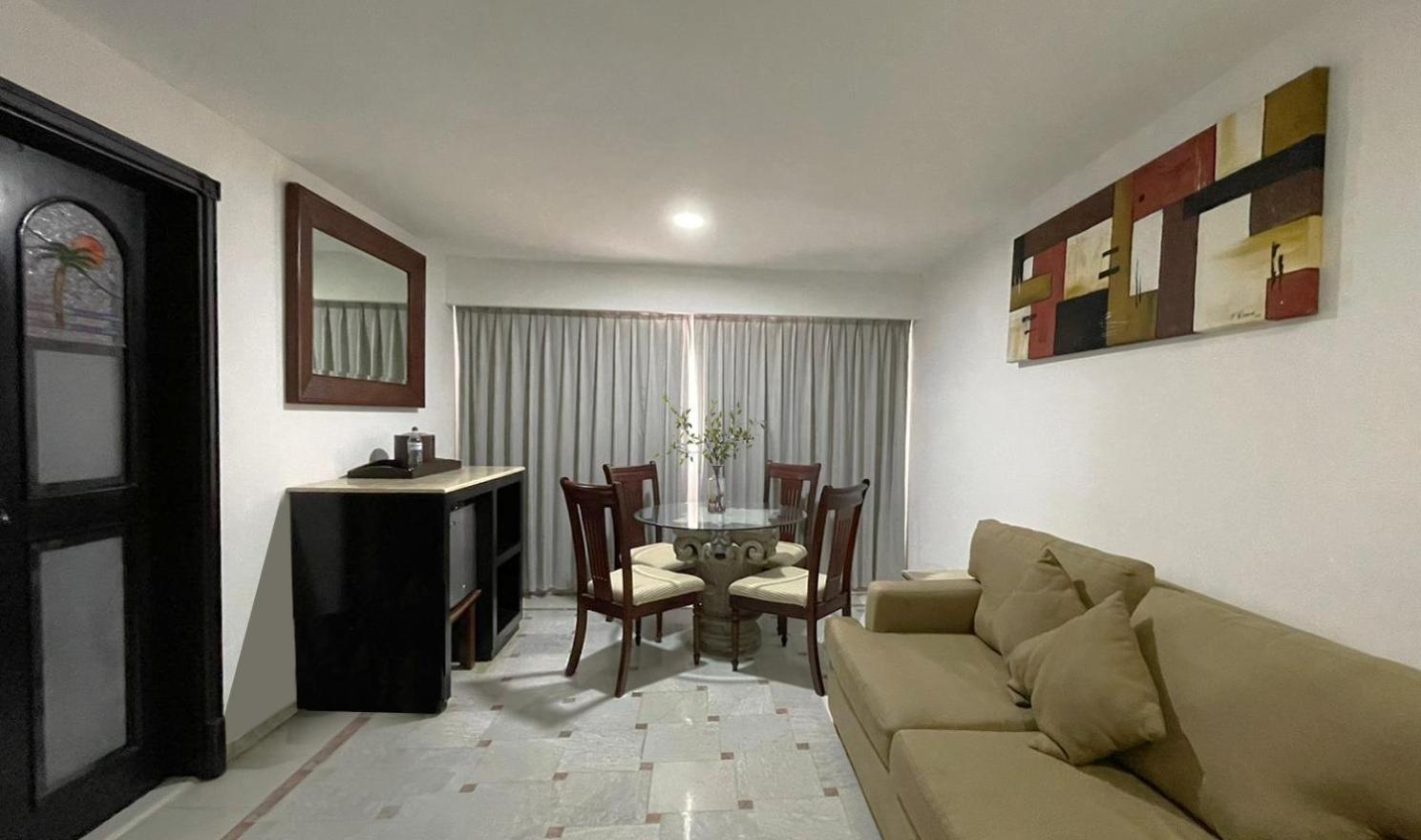 Wyndham Garden Mochis Plaza