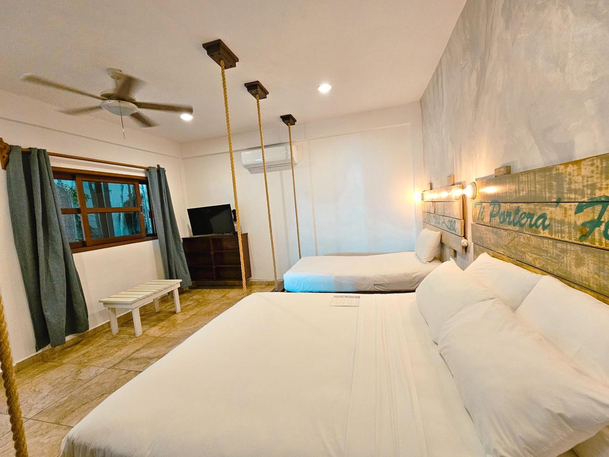 40 Canones Hotel