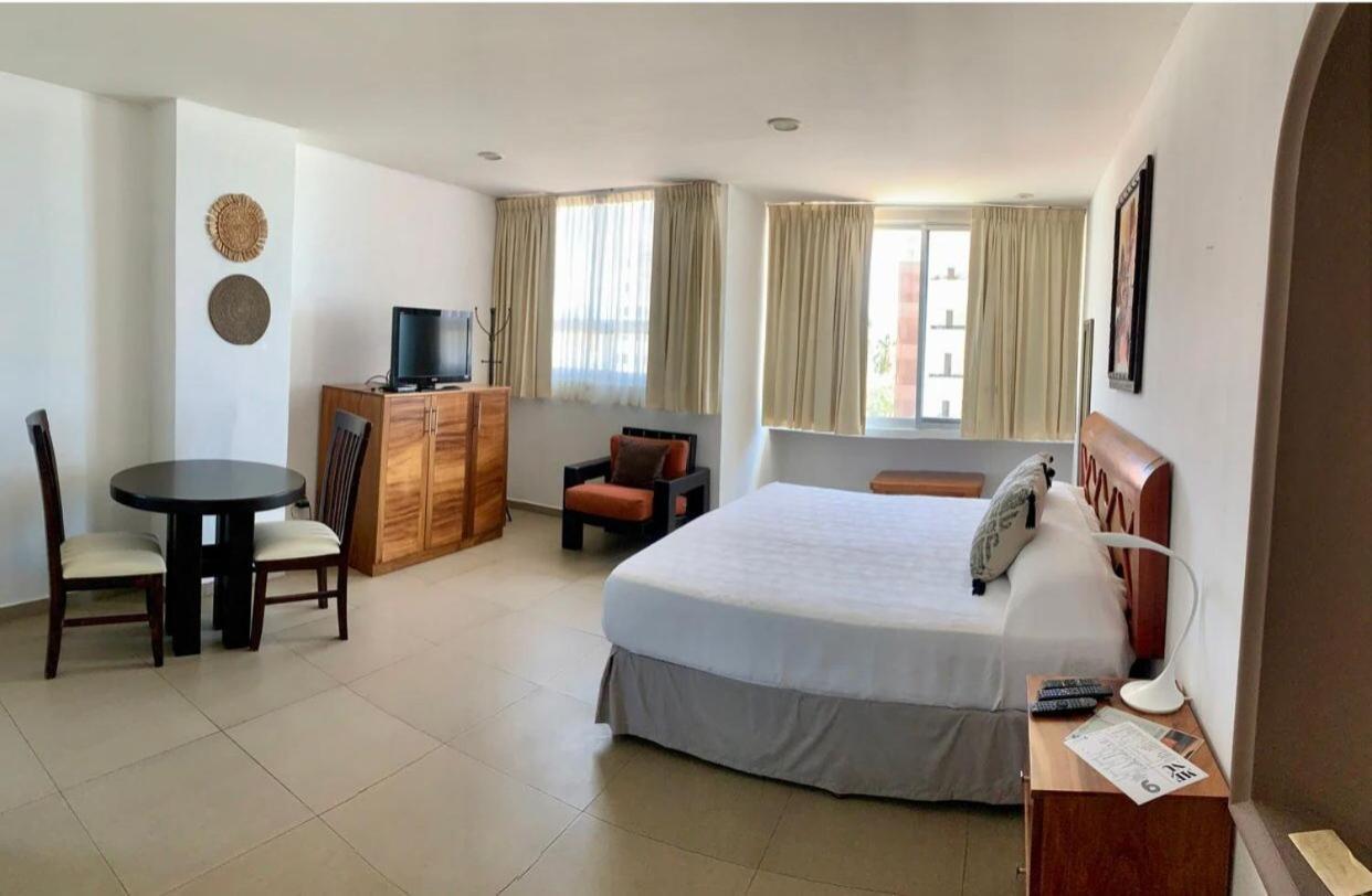 Banderas Aparthotel