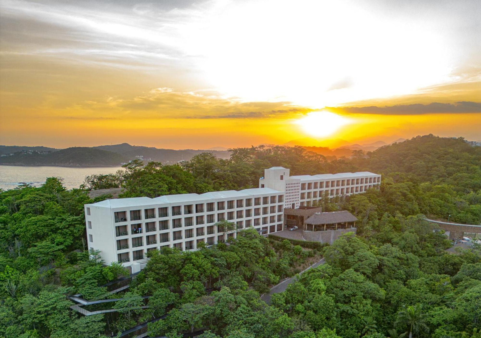 Coral Blue Huatulco Hotel Santa Cruz Huatulco