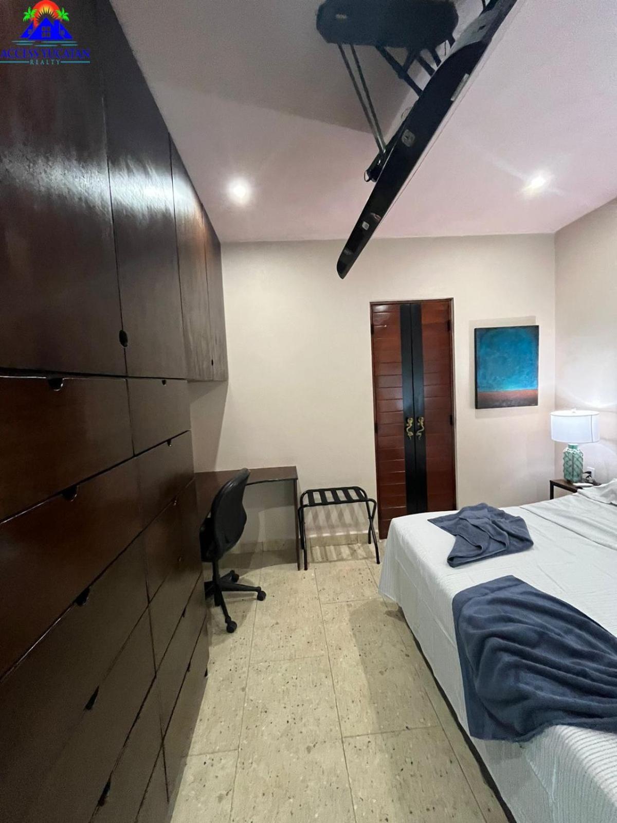 Deco 1 Beachfront Apartment