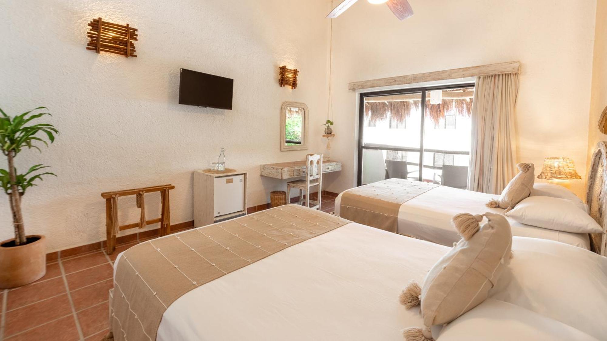 Hotel Casa Colibri 4*
