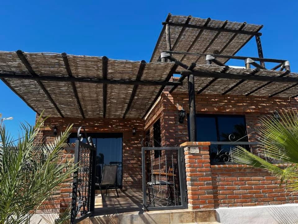 Ventana Blue Hotel El Sargento