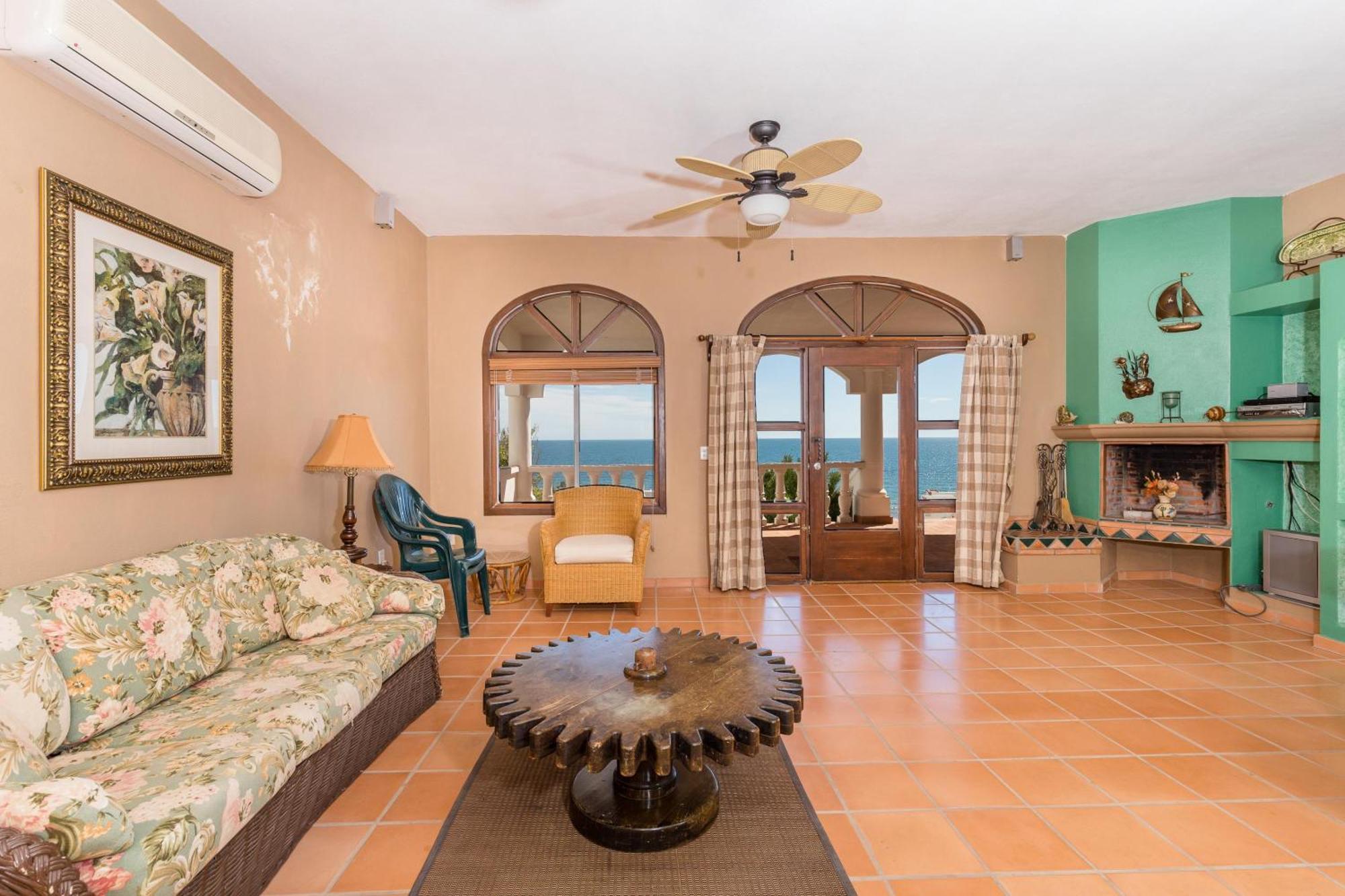 Vistas De Olas East Apartment *