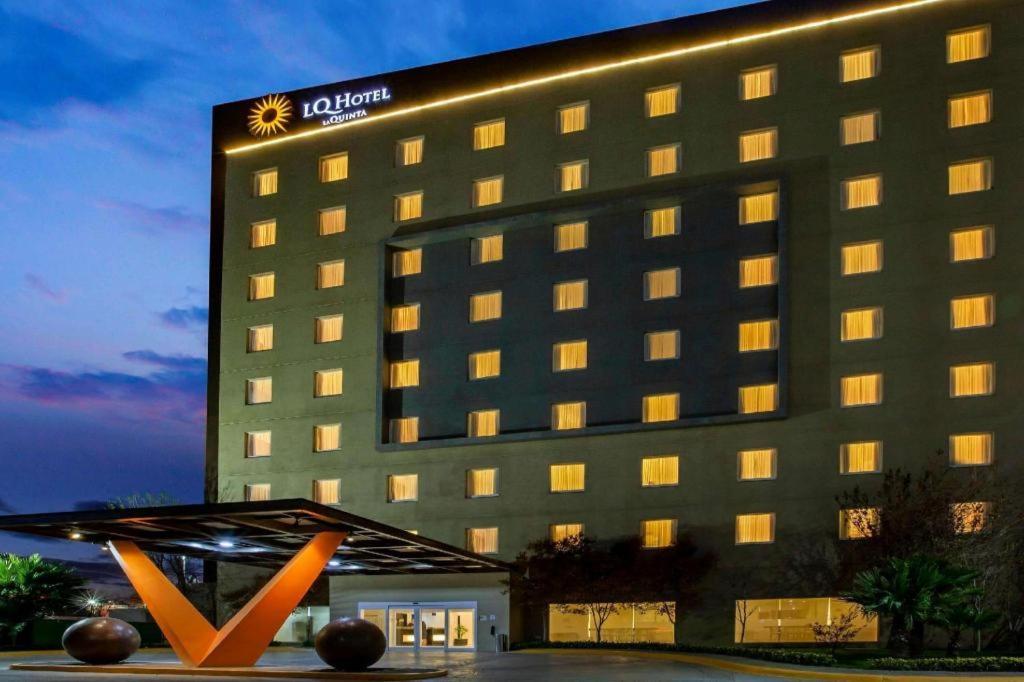 Garden Park Hotel Hotel