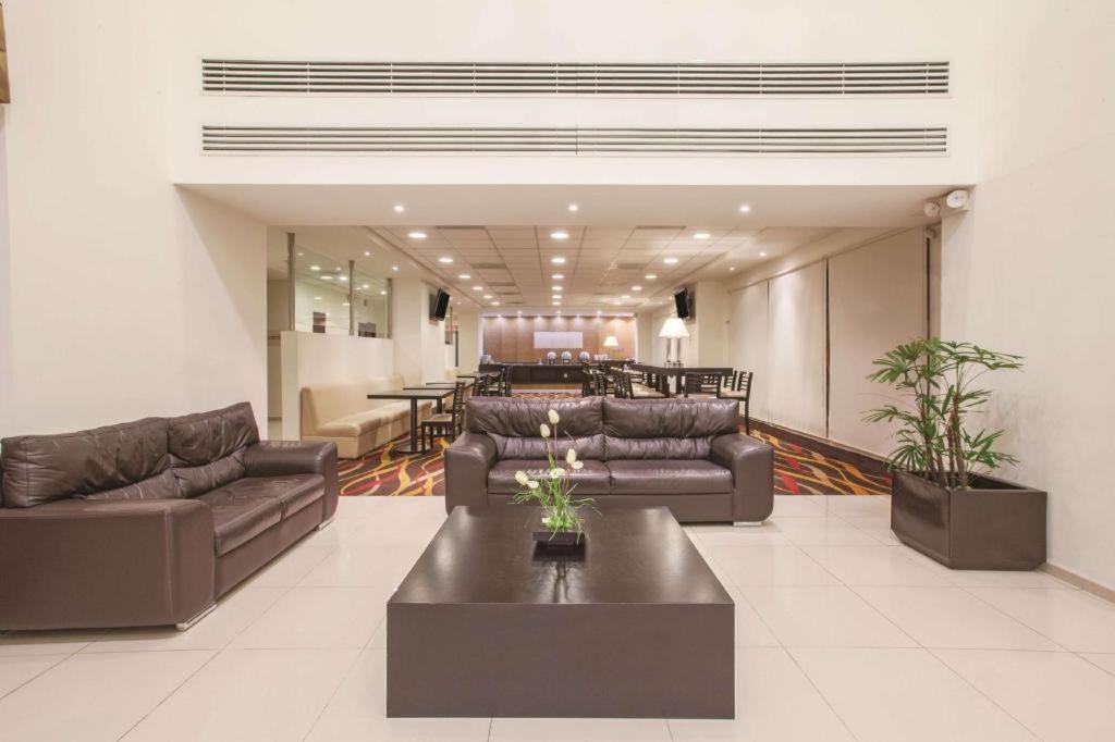 Garden Park Hotel