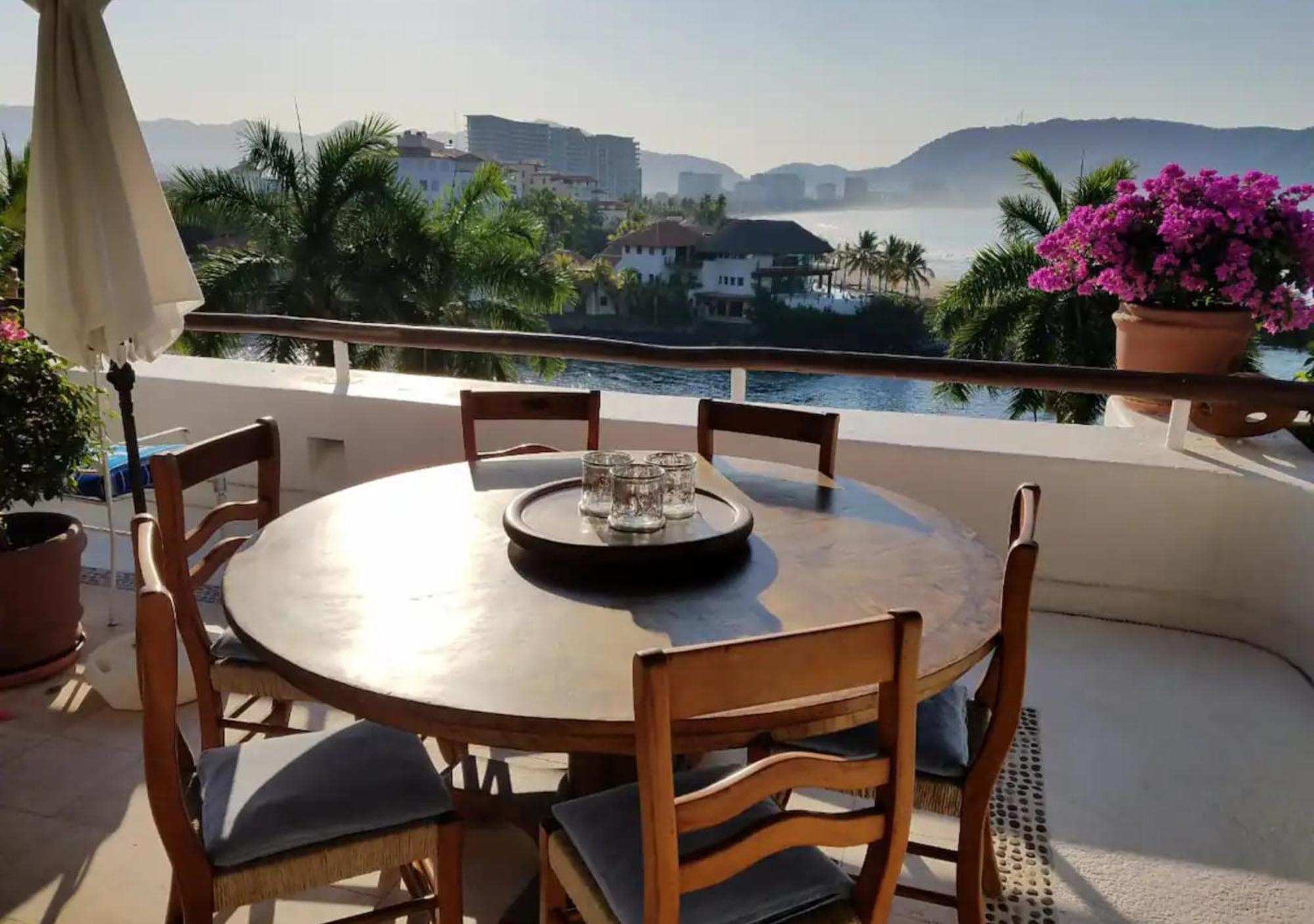 Frente Al Mar Con Hermosas Vistas * Ixtapa (Guerrero)