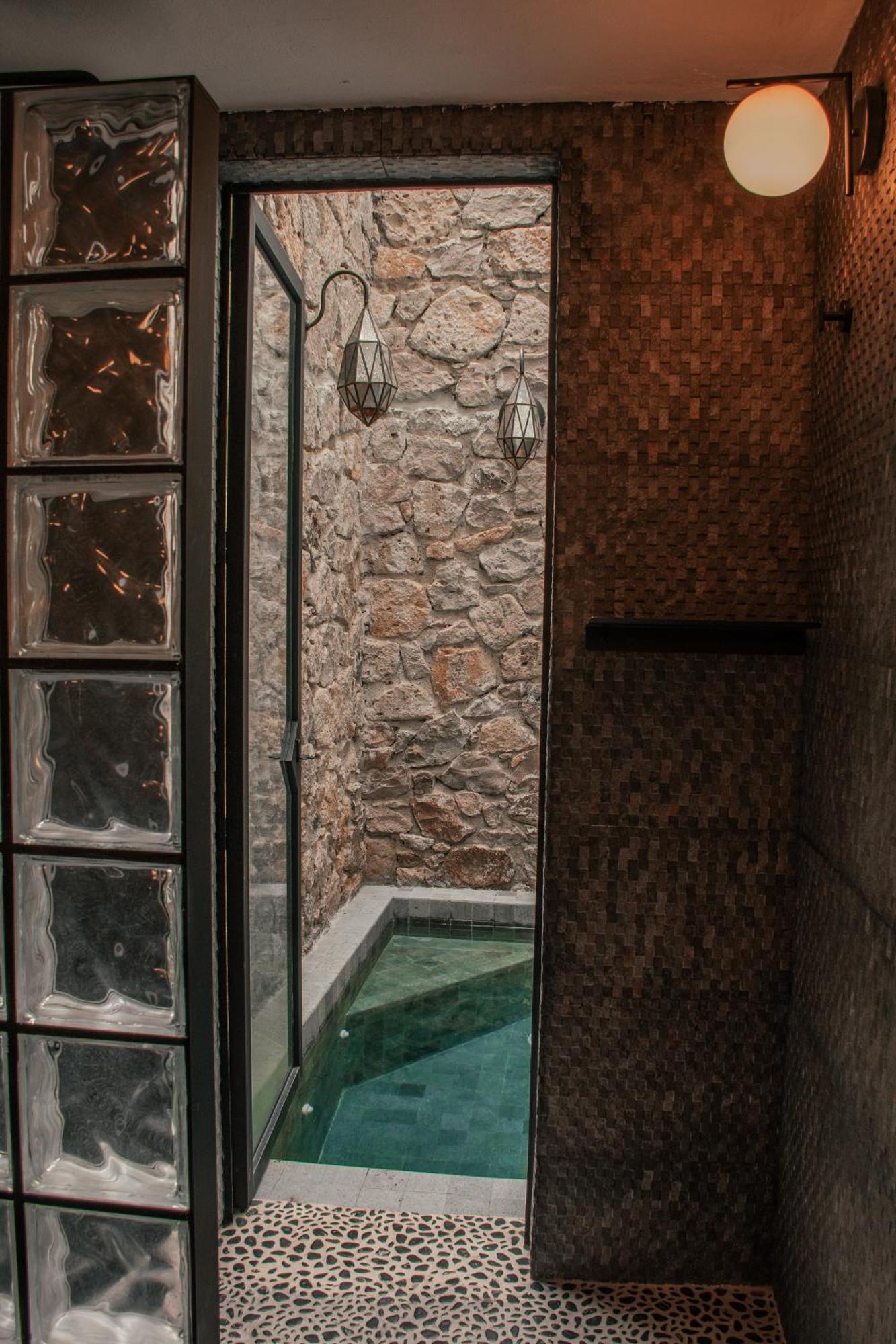 Piedras Neg Hotel