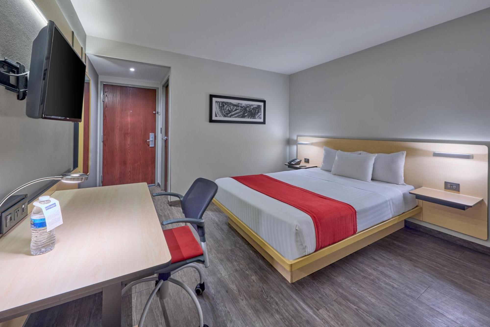 Hotel Express By Marriott Mexicali