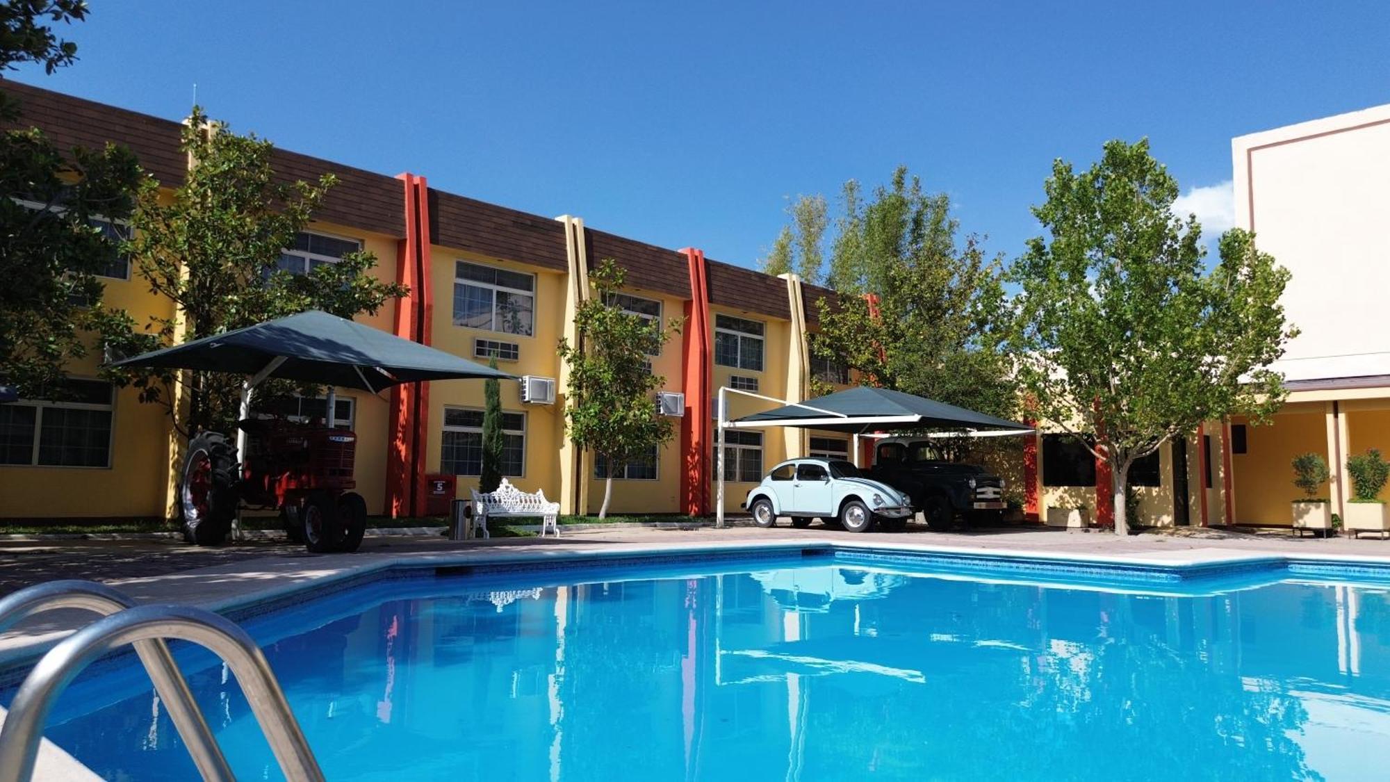 Hotel Sicomoro Chihuahua