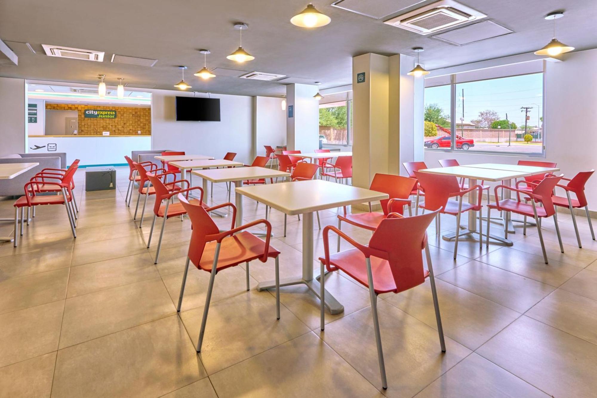 Express Junior By Marriott Hotel Mexicali