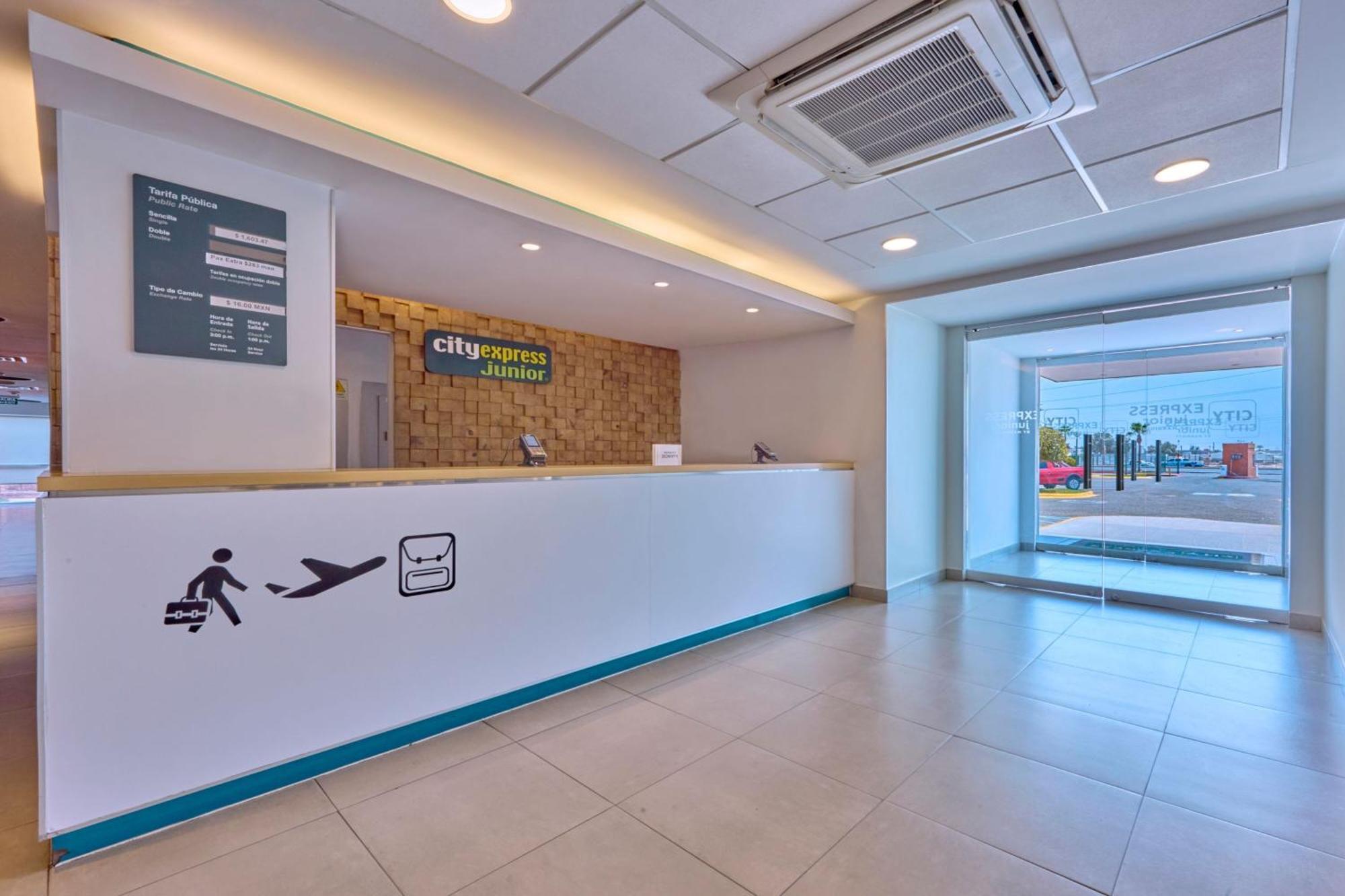 Express Junior By Marriott 3* Mexicali