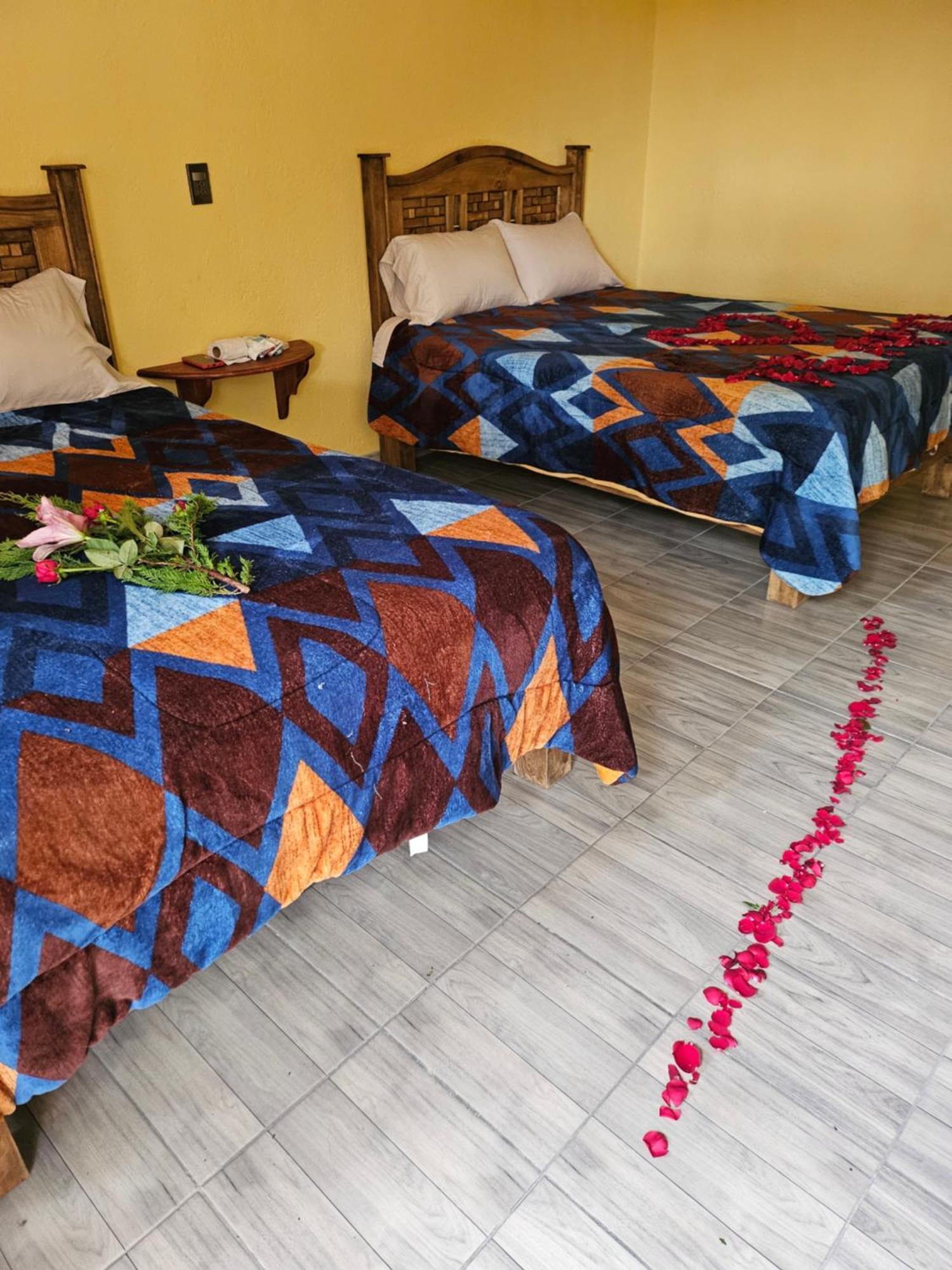 Hotel Aurora Bernal