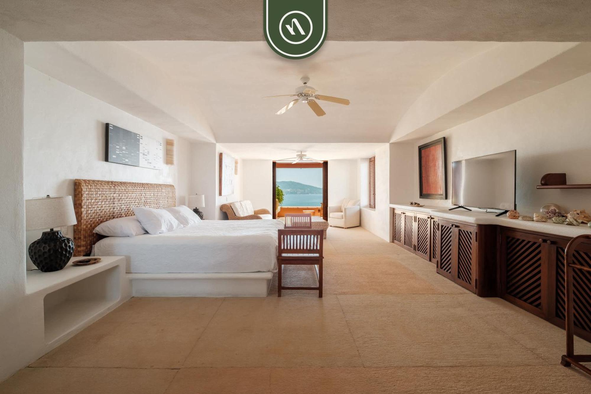 4 Bedroom Penthouse - Breathtaking Views - Private Pool Holiday home