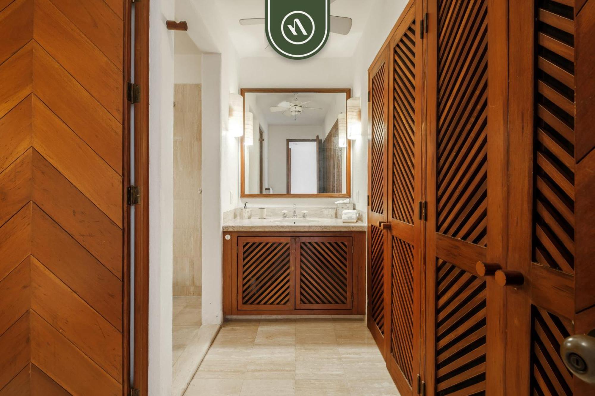 Holiday home 4 Bedroom Penthouse - Breathtaking Views - Private Pool *