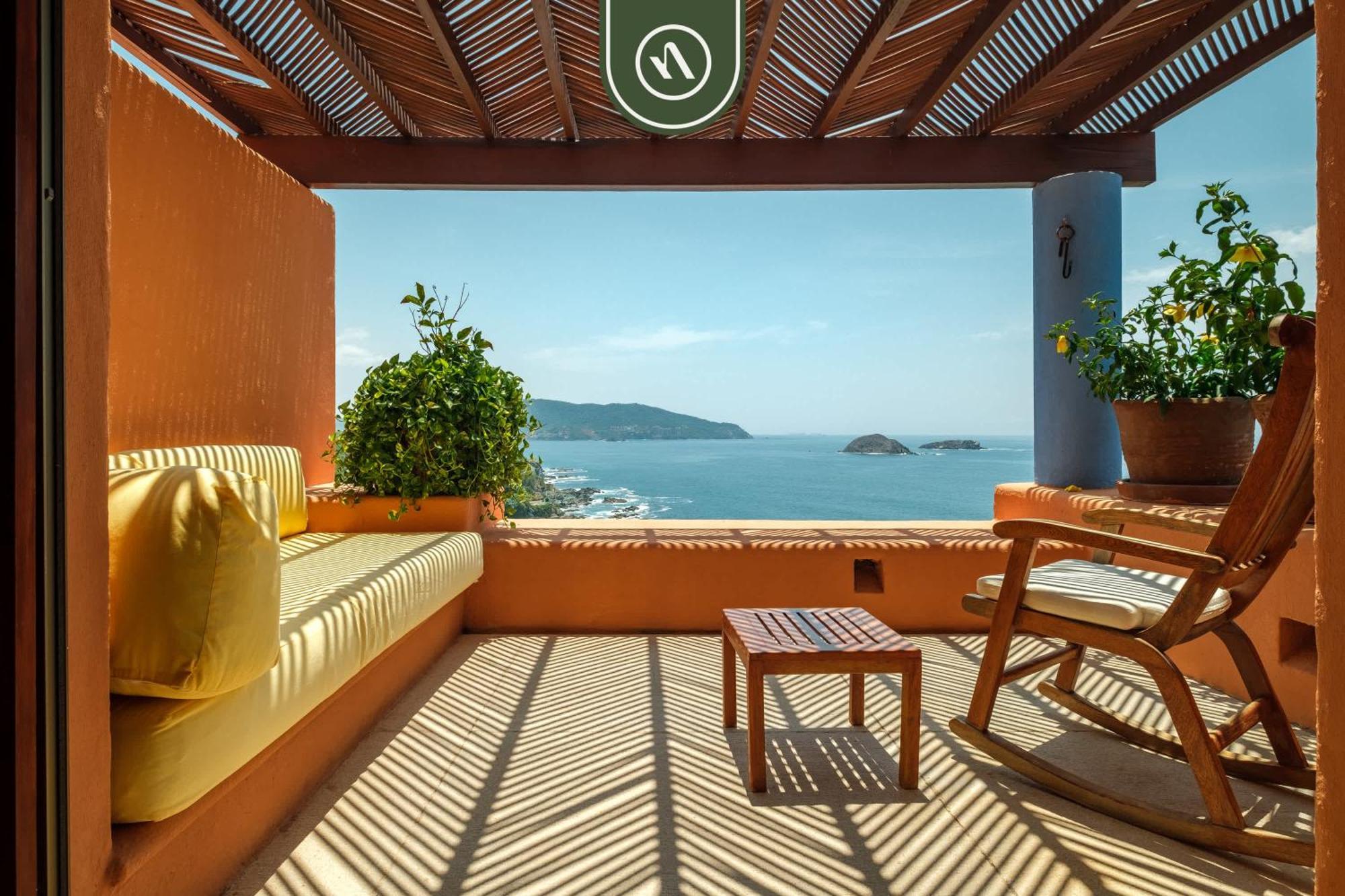 Holiday home 4 Bedroom Penthouse - Breathtaking Views - Private Pool *