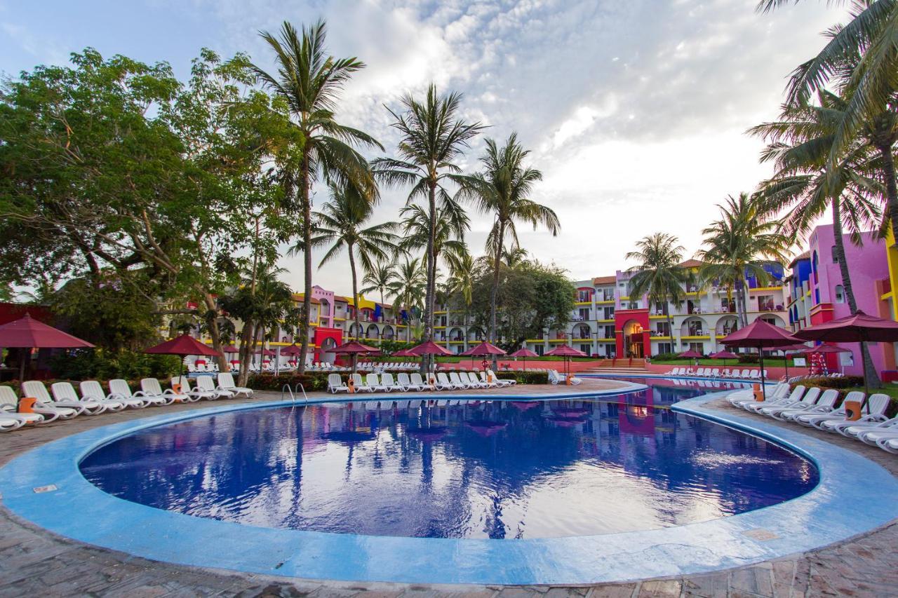 Grand Decameron Complex Bucerias, A Trademark 4*