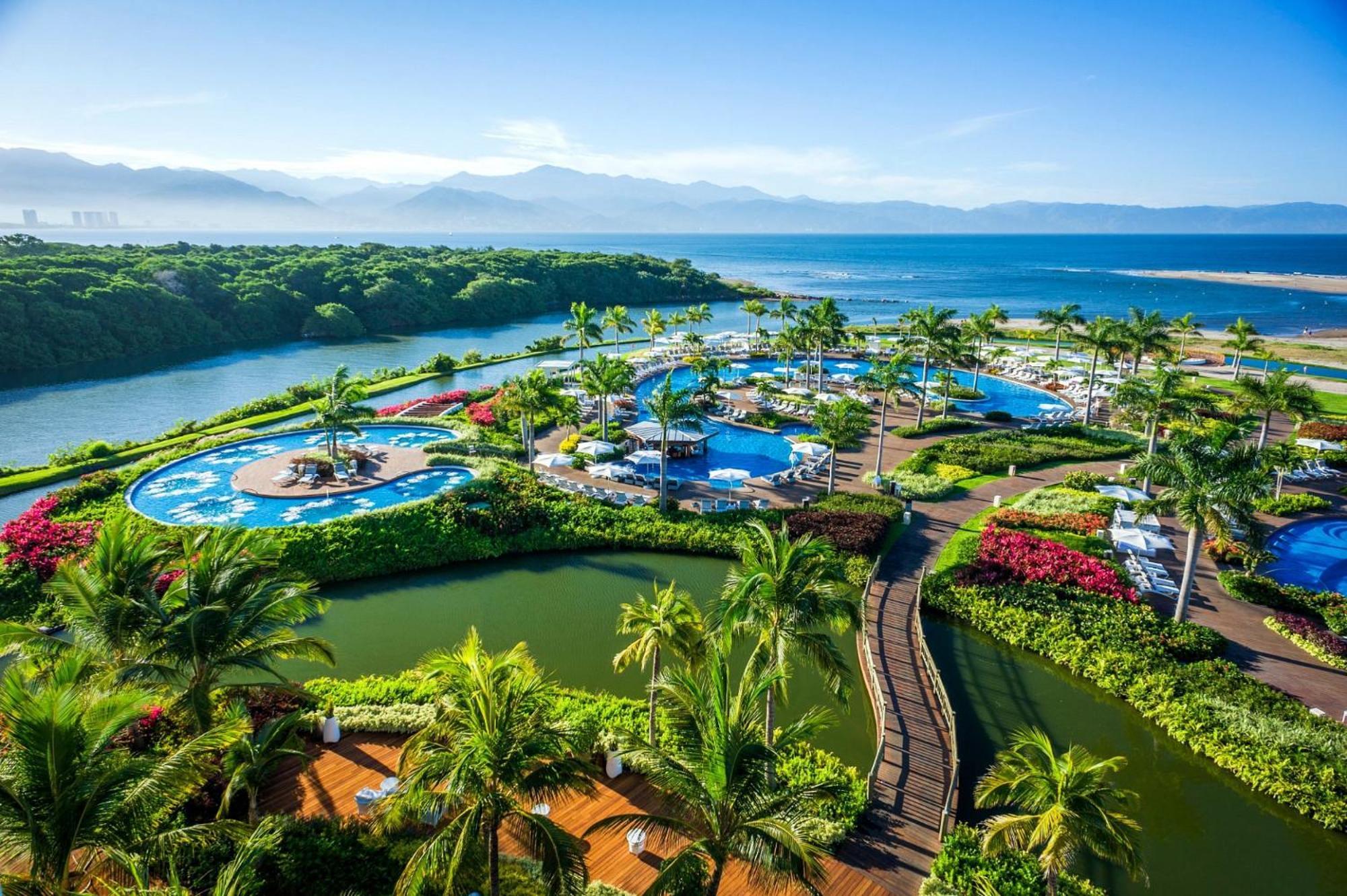 Hotel Grand Luxxe At Vidanta 5*