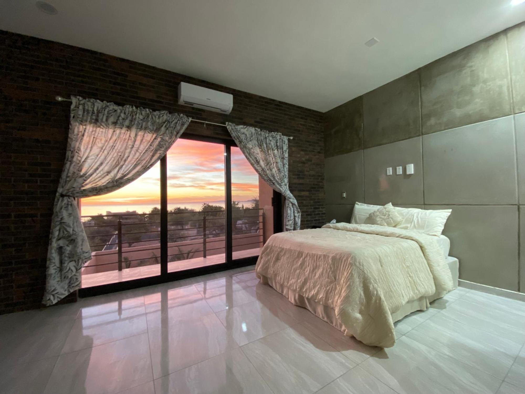 Stella Maris Boutique Hotel *