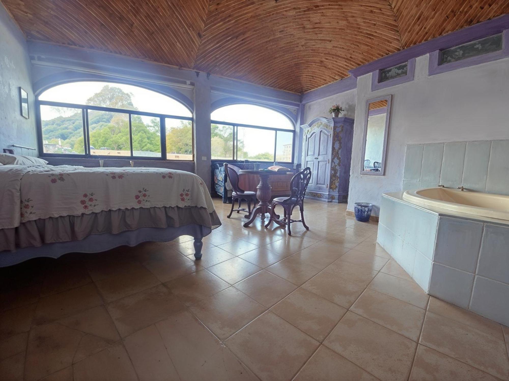 Casa Morada Hotel *