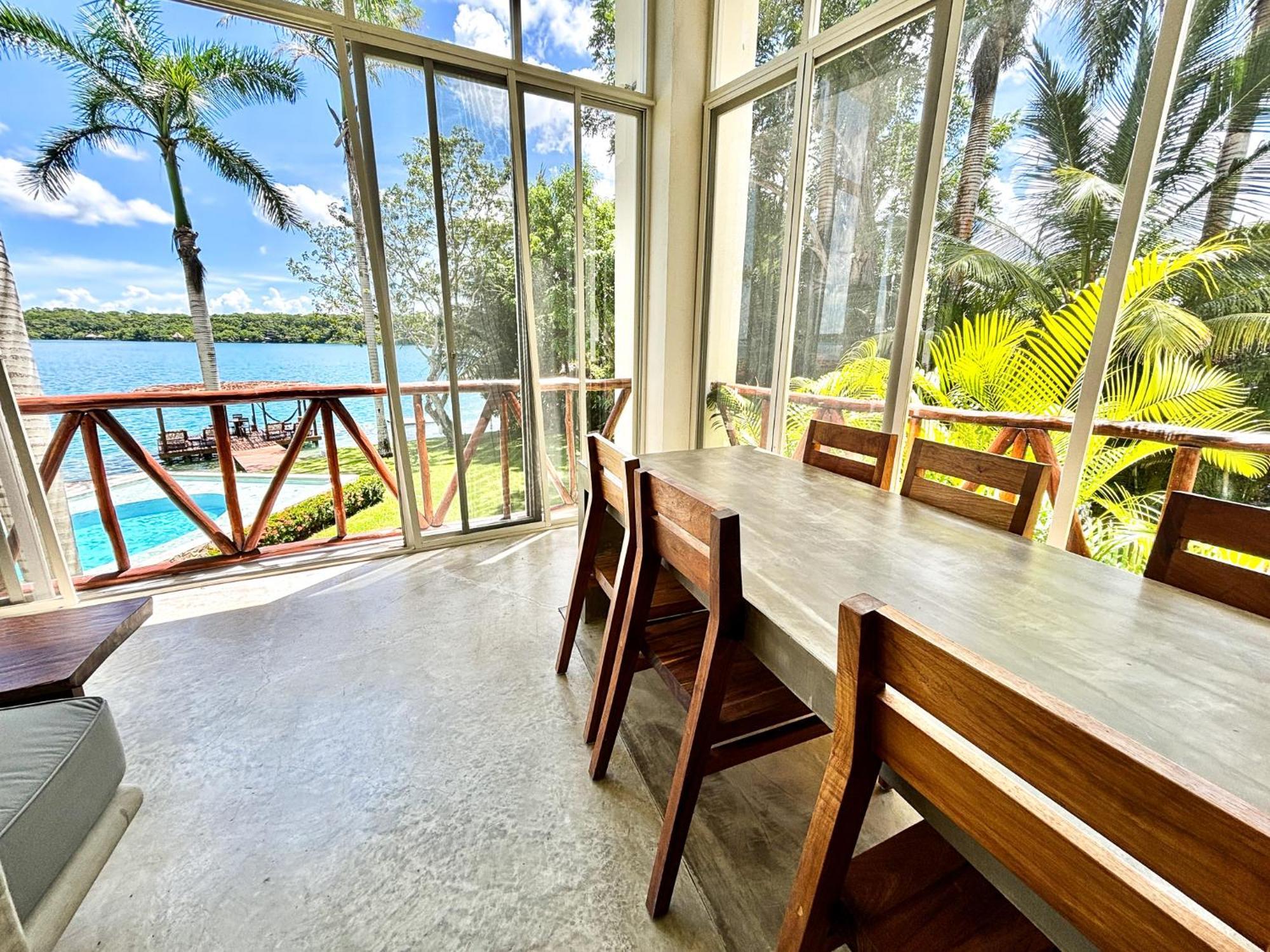 Villa Patos -lagoon Front