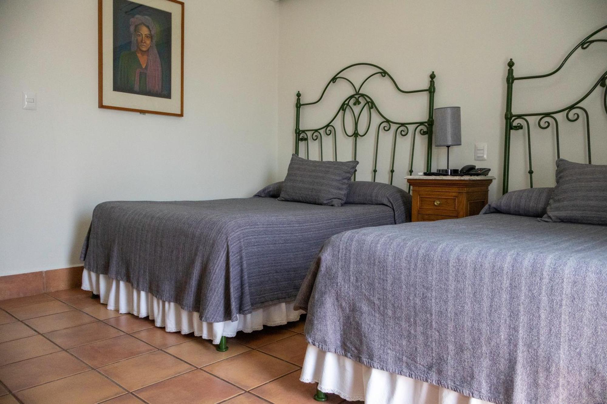 Boutique Naura Centro 4*