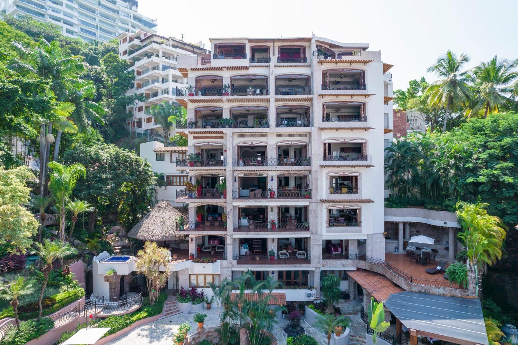 Resort Marcela & Puerto Vallarta