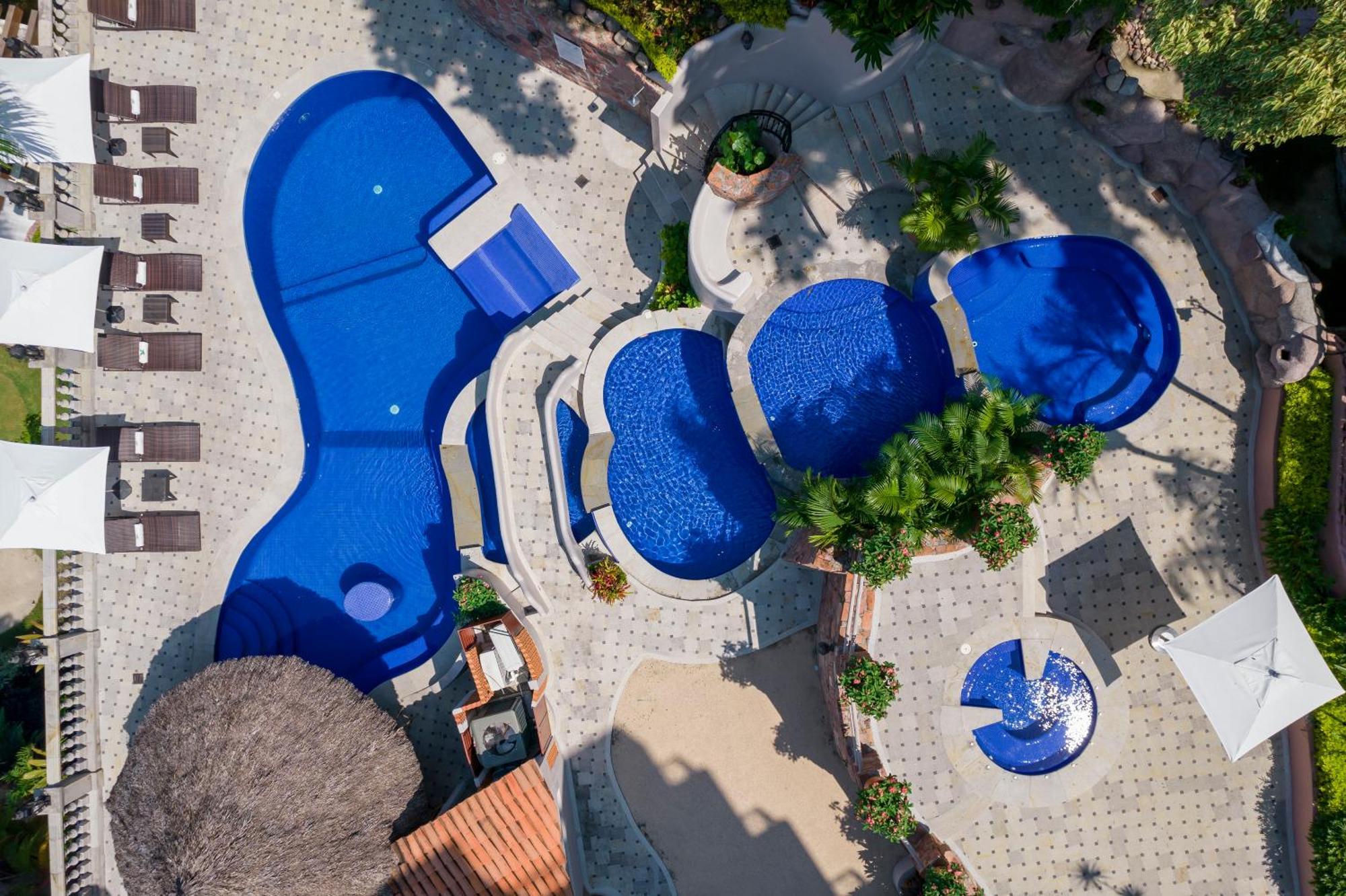 Resort Marcela & *